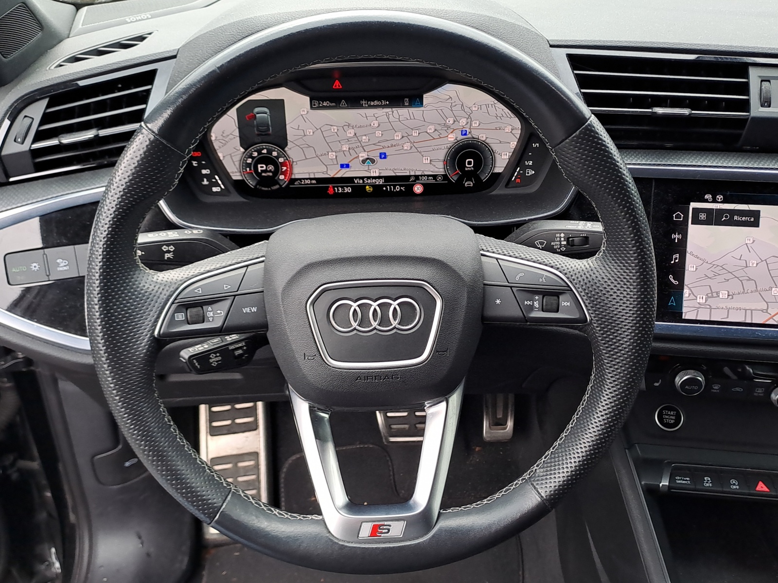 AUDI Q3 Sportback 40 TFSI S line quattro S-tronic-image-9
