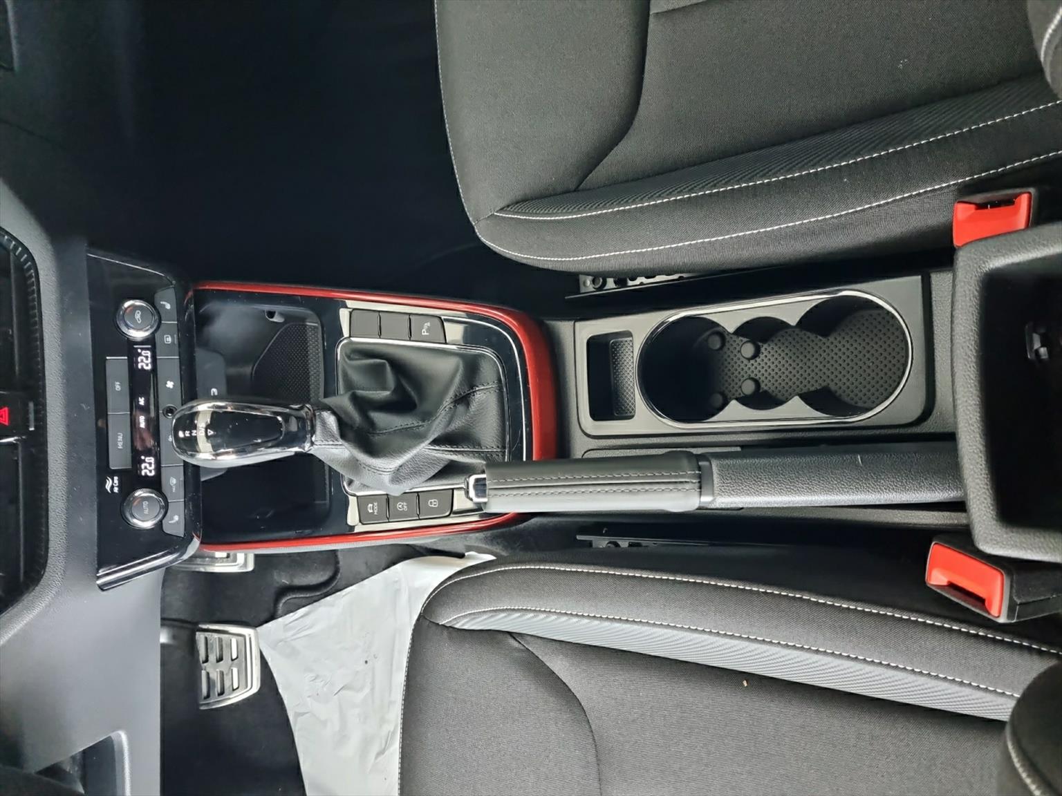 SKODA Fabia 1.0 TSI Monte Carlo DSG *5Jahre Werksgaranti-image-8