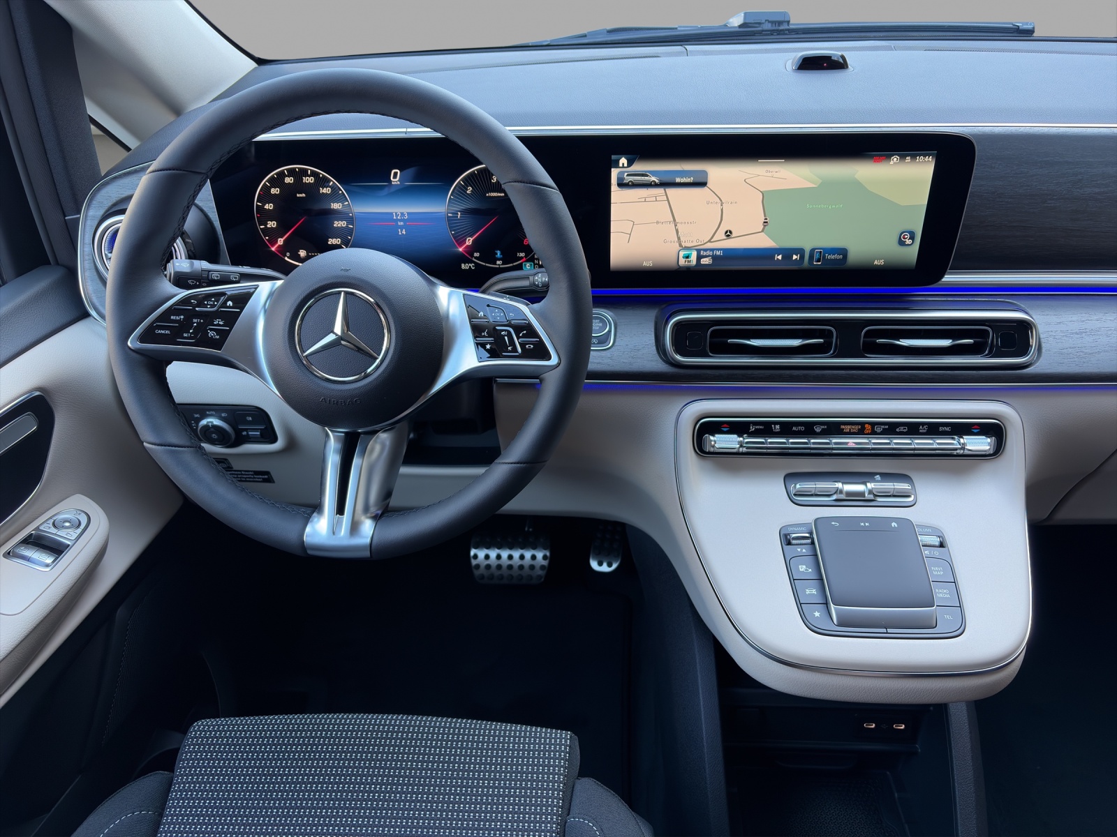 MERCEDES-BENZ Marco Polo 250 d 4M Automat-image-11