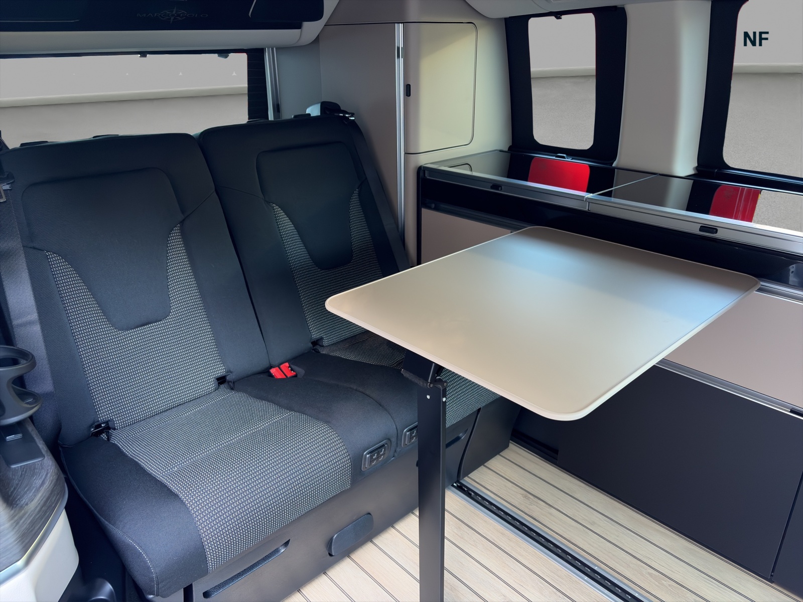 MERCEDES-BENZ Marco Polo 250 d 4M Automat-image-8