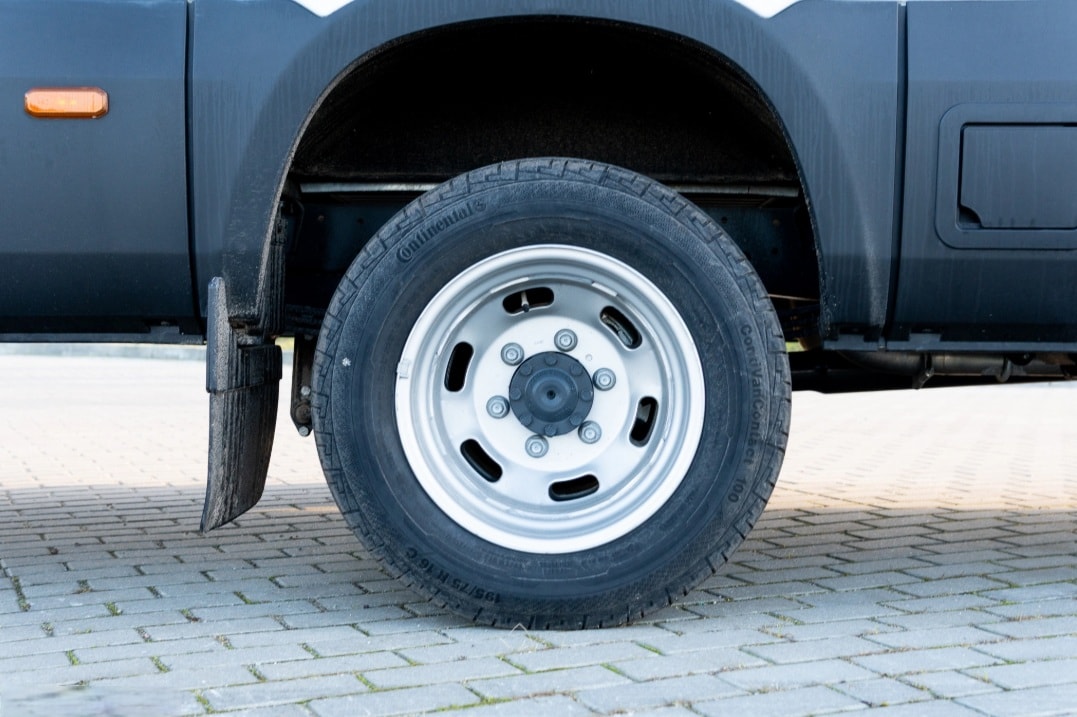 IVECO 50 C 18H A8 V 24-Sitzer-image-27