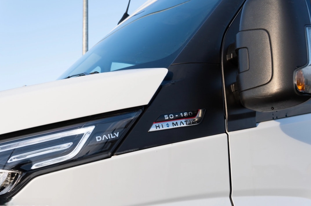 IVECO 50 C 18H A8 V 24-Sitzer-image-6