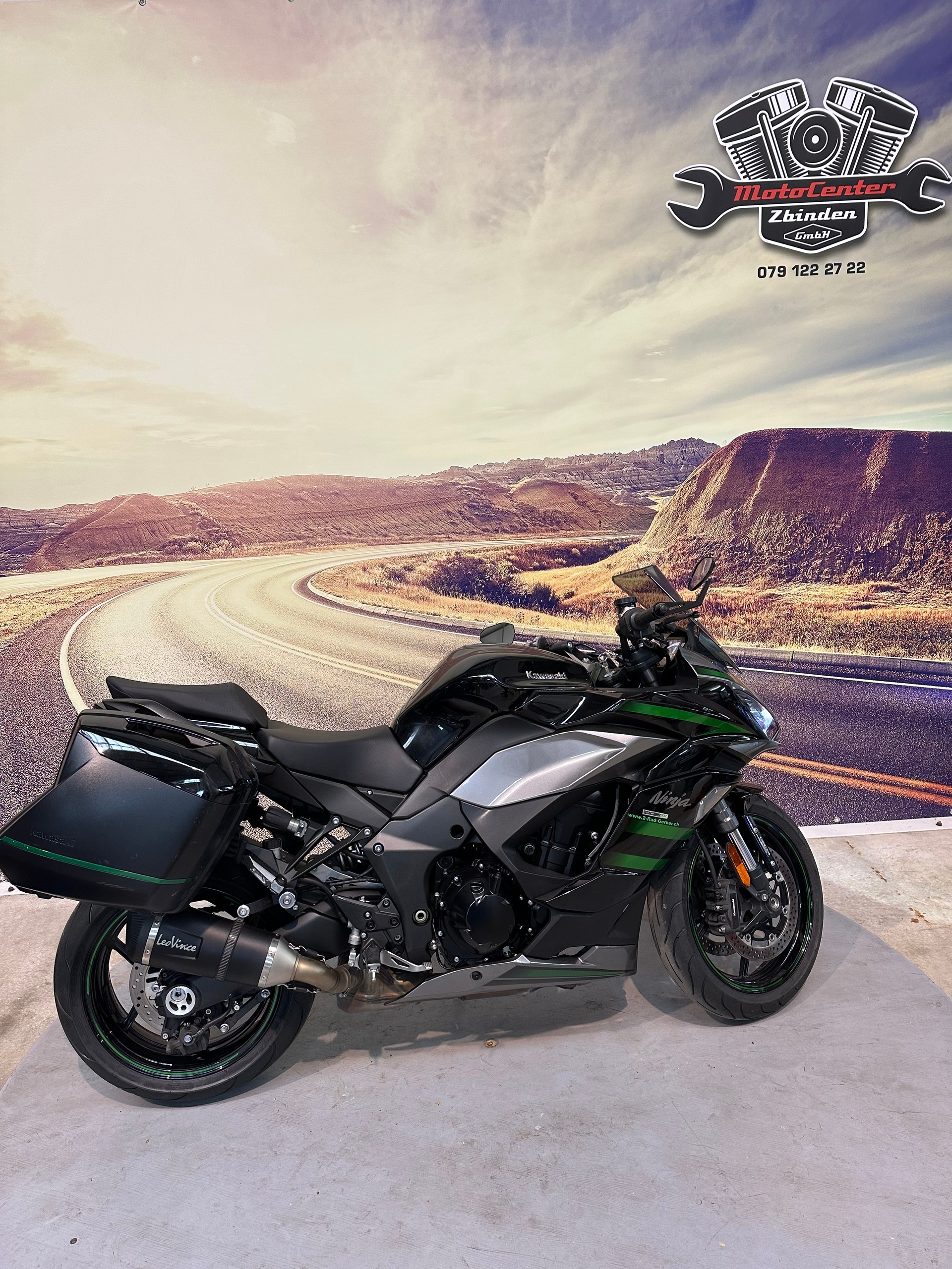 KAWASAKI Ninja 1000 SX SE Tourer Leovince Auspuff