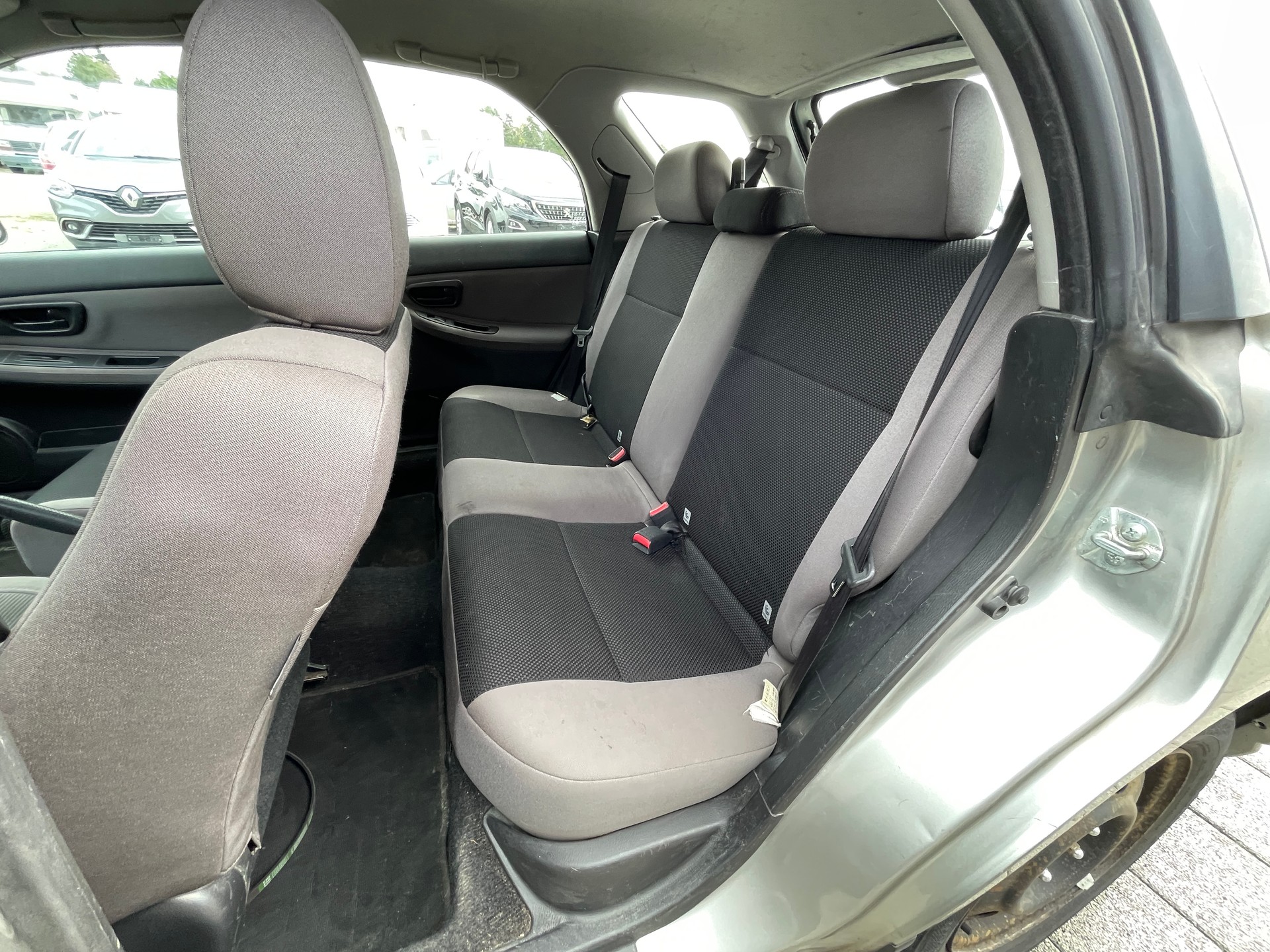 SUBARU Impreza 2.0R-image-11