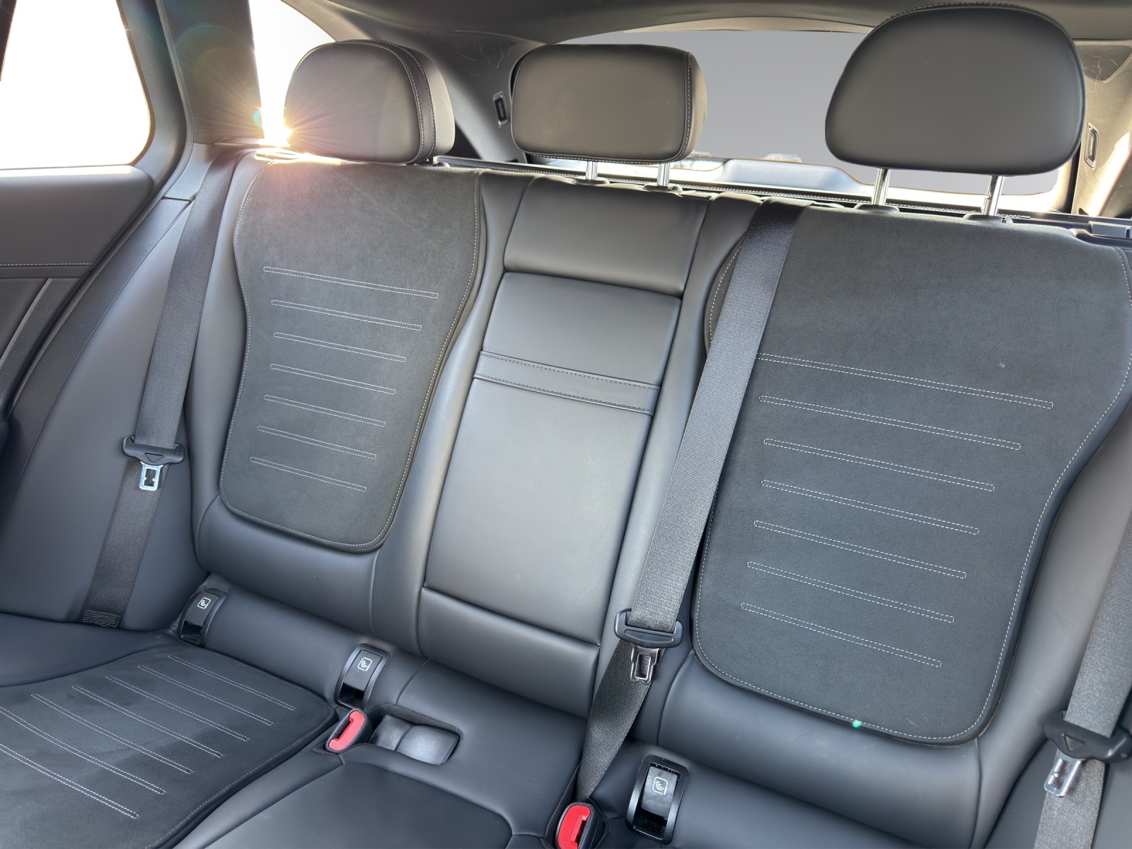 Image MERCEDES-BENZ C-200 C 200 T 4Matic AMG Line