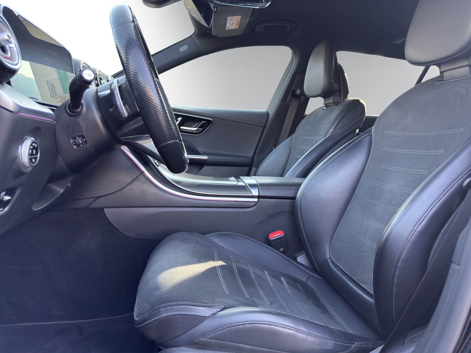 Image MERCEDES-BENZ C-200 C 200 T 4Matic AMG Line