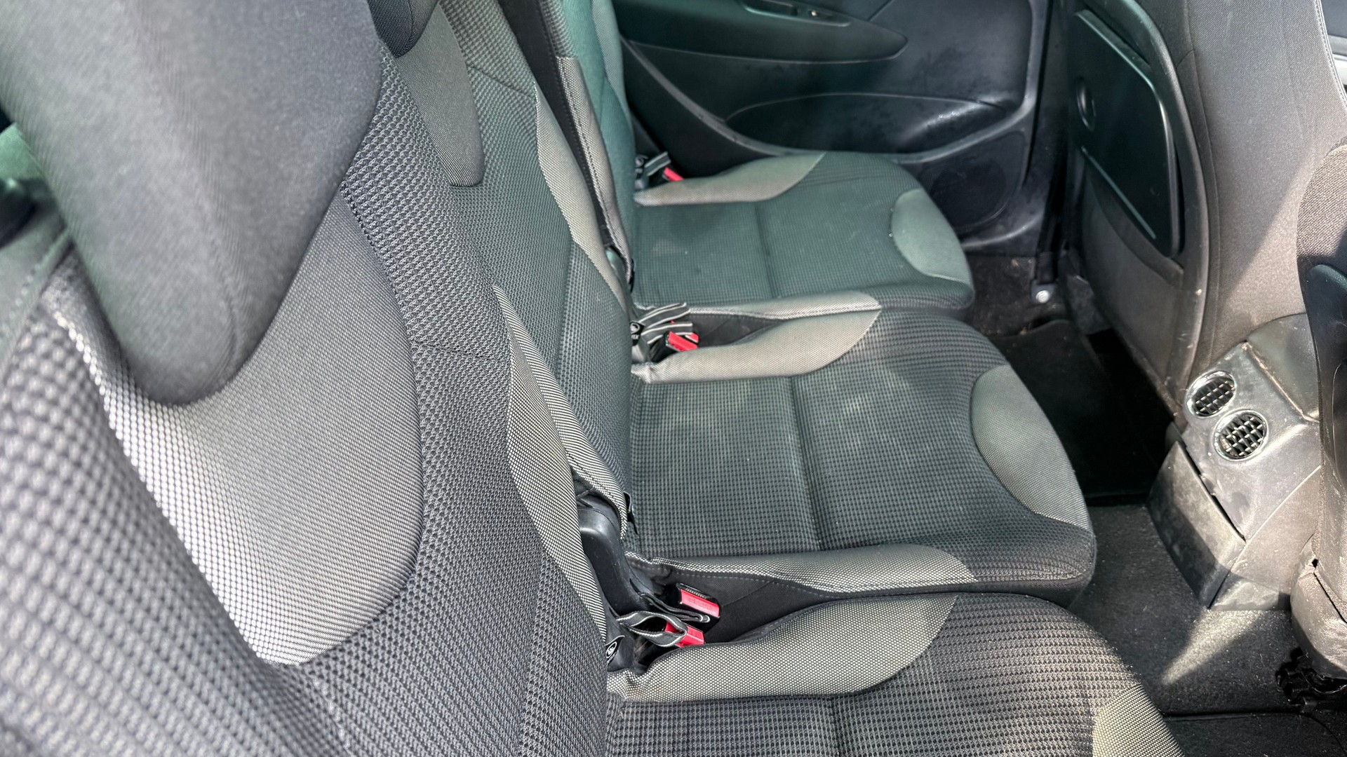 PEUGEOT 308 SW 1.6 16V Turbo Sport Pack-image-8