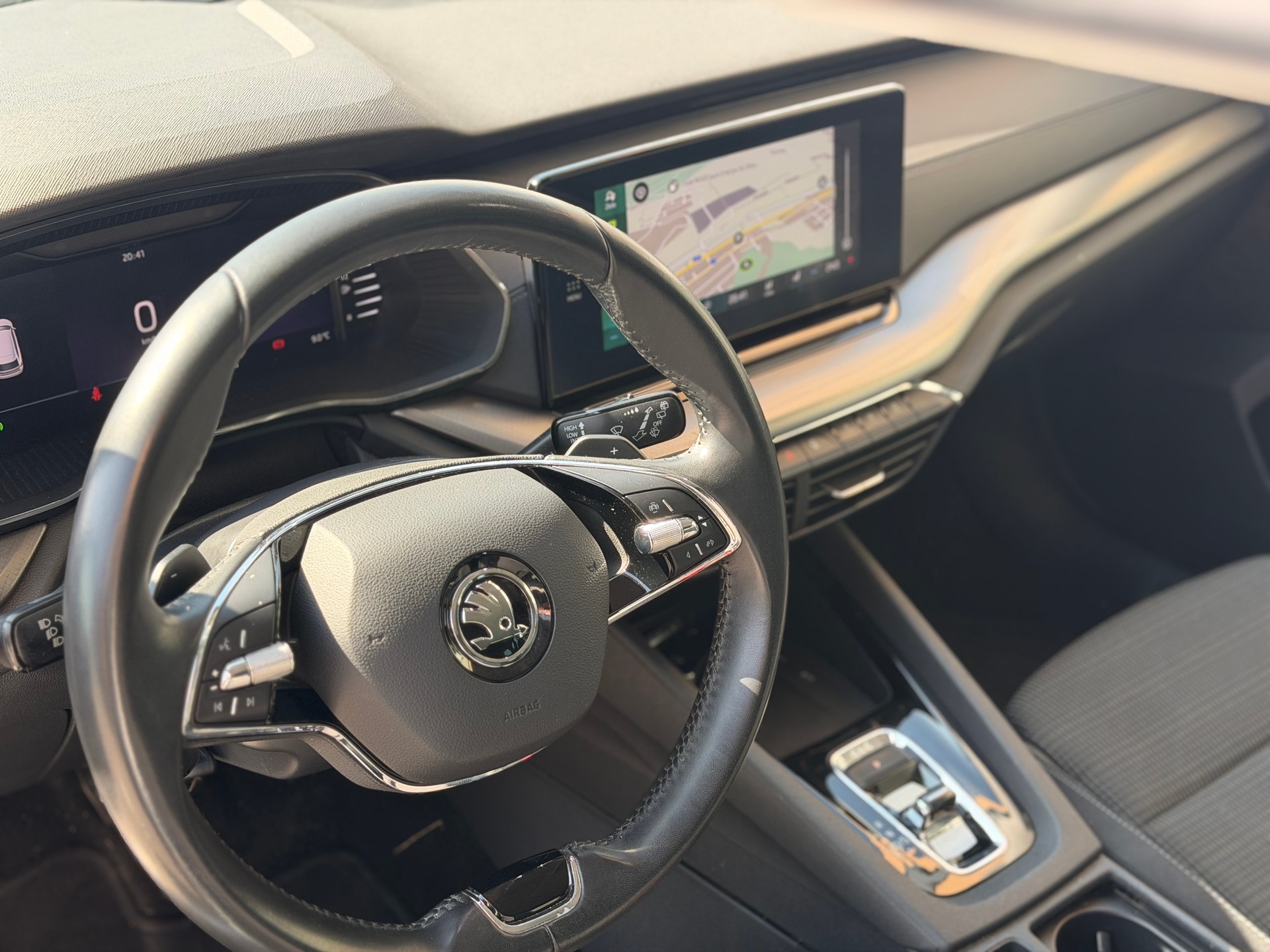 SKODA Octavia Combi 2.0 TDI DSG Ambition 4x4-image-15