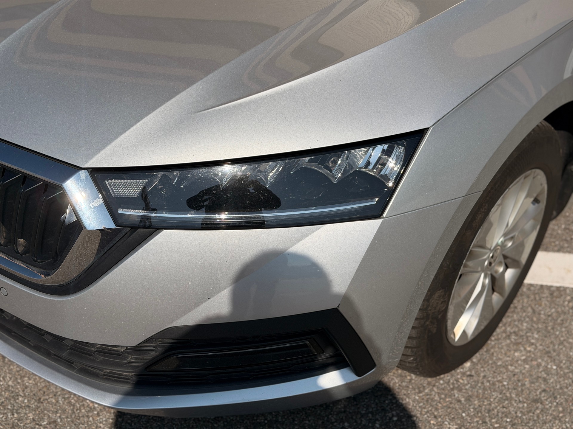 SKODA Octavia Combi 2.0 TDI DSG Ambition 4x4-image-5