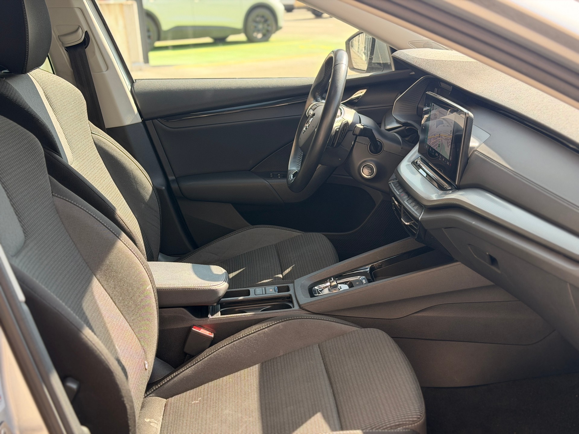 SKODA Octavia Combi 2.0 TDI DSG Ambition 4x4-image-24