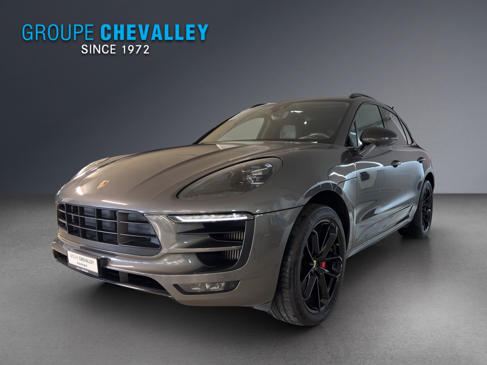 PORSCHE Macan Turbo-image-1