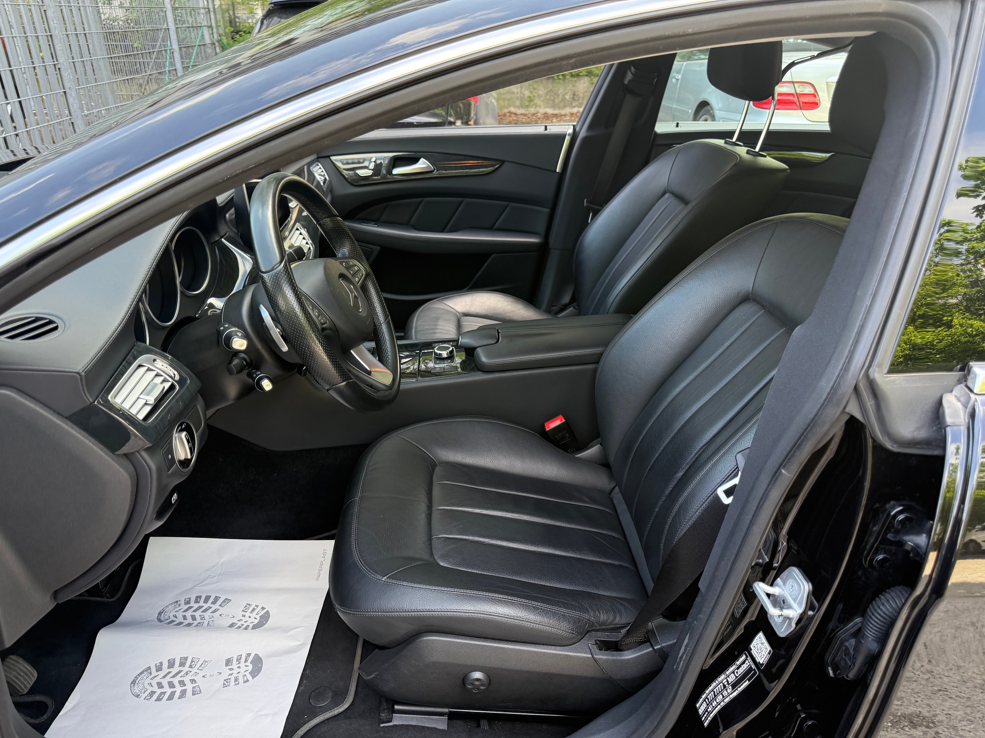 MERCEDES-BENZ CLS 350 d 4Matic 9G-Tronic-image-7