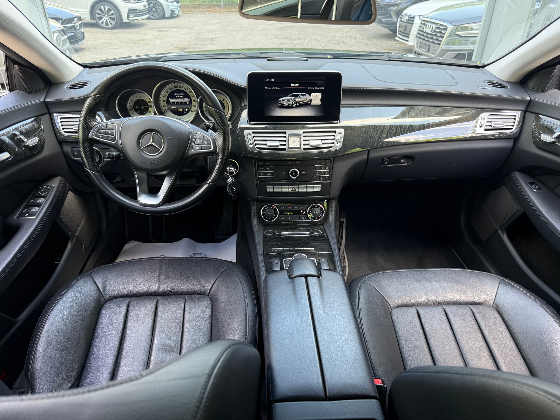 MERCEDES-BENZ CLS 350 d 4Matic 9G-Tronic-image-10