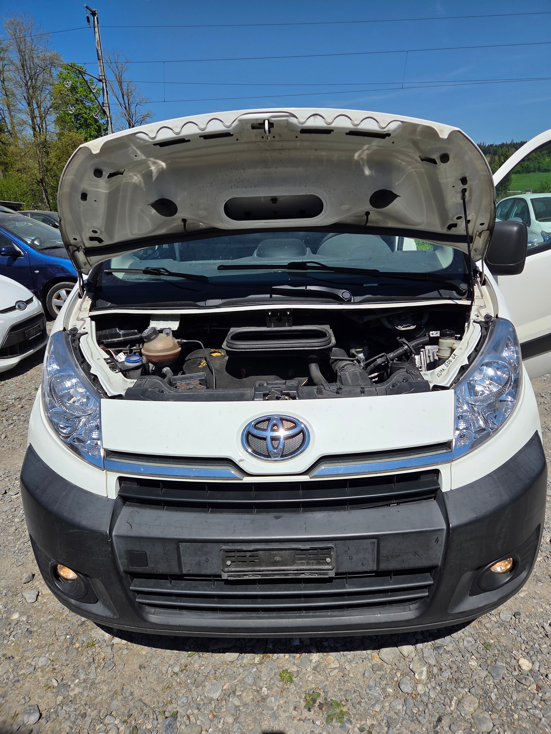 TOYOTA Proace 2.0D Panel Van Terra L2H1-image-9