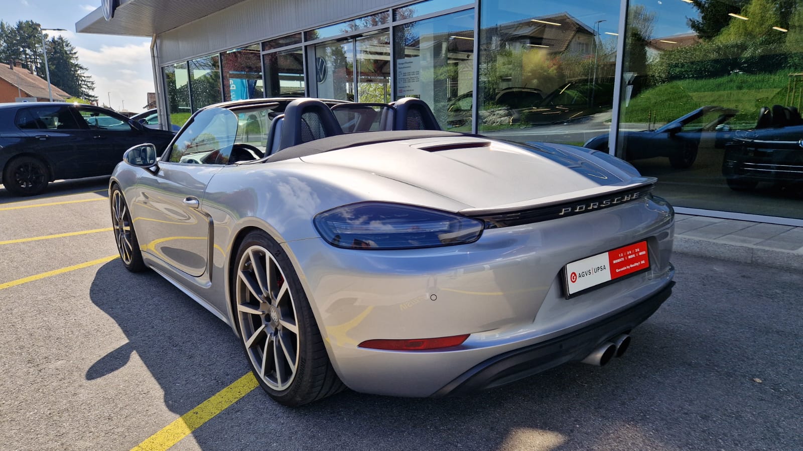 PORSCHE 718 Boxster S 2.5-showroom-element-2