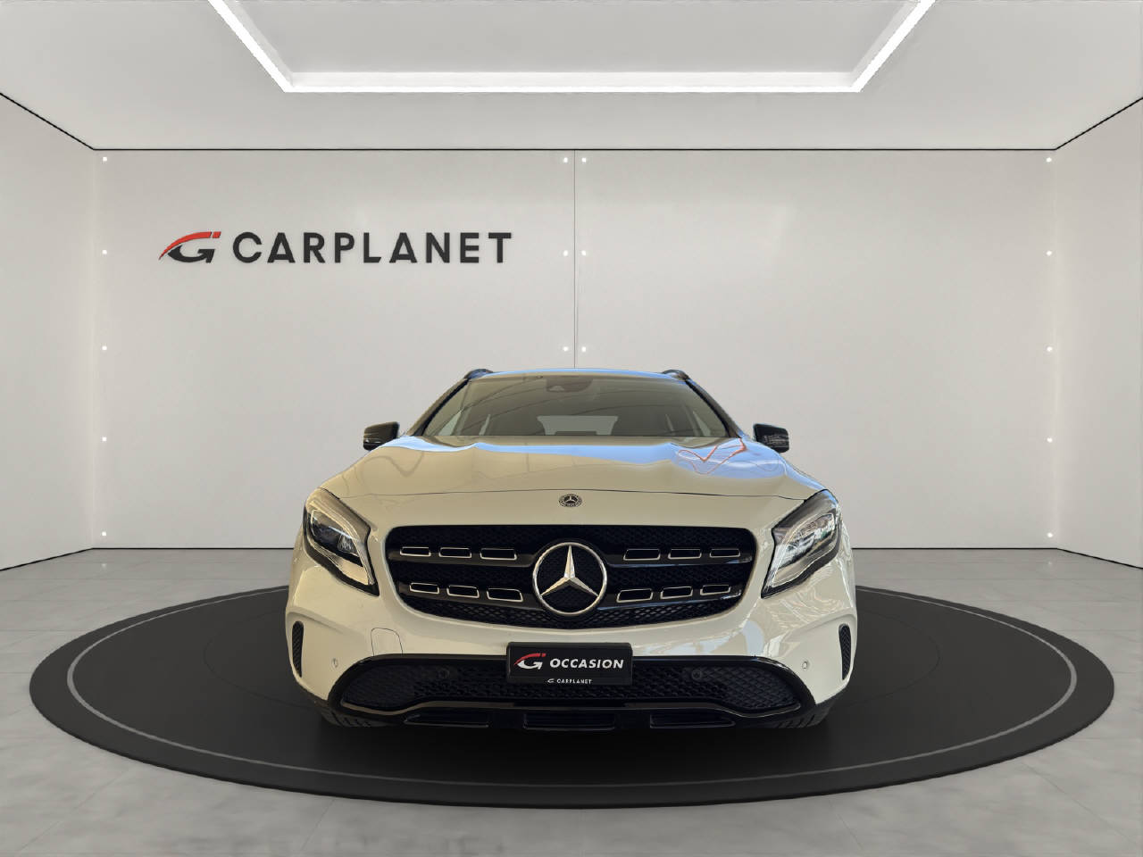 MERCEDES-BENZ GLA 200 d Urban 136PS Automat-image-1