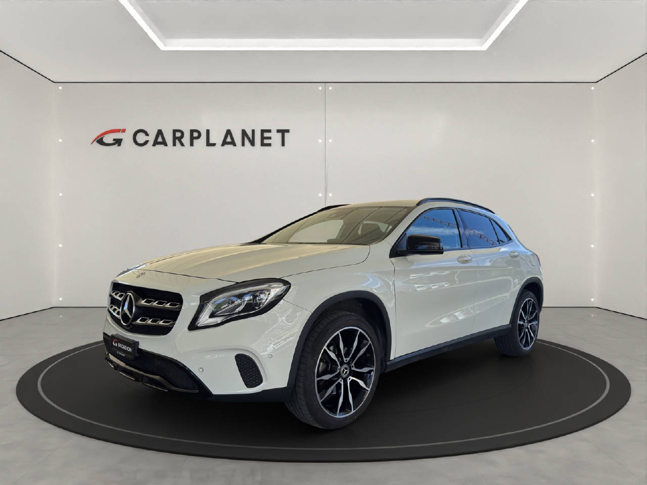 MERCEDES-BENZ GLA 200 d Urban 136PS Automat-image-0