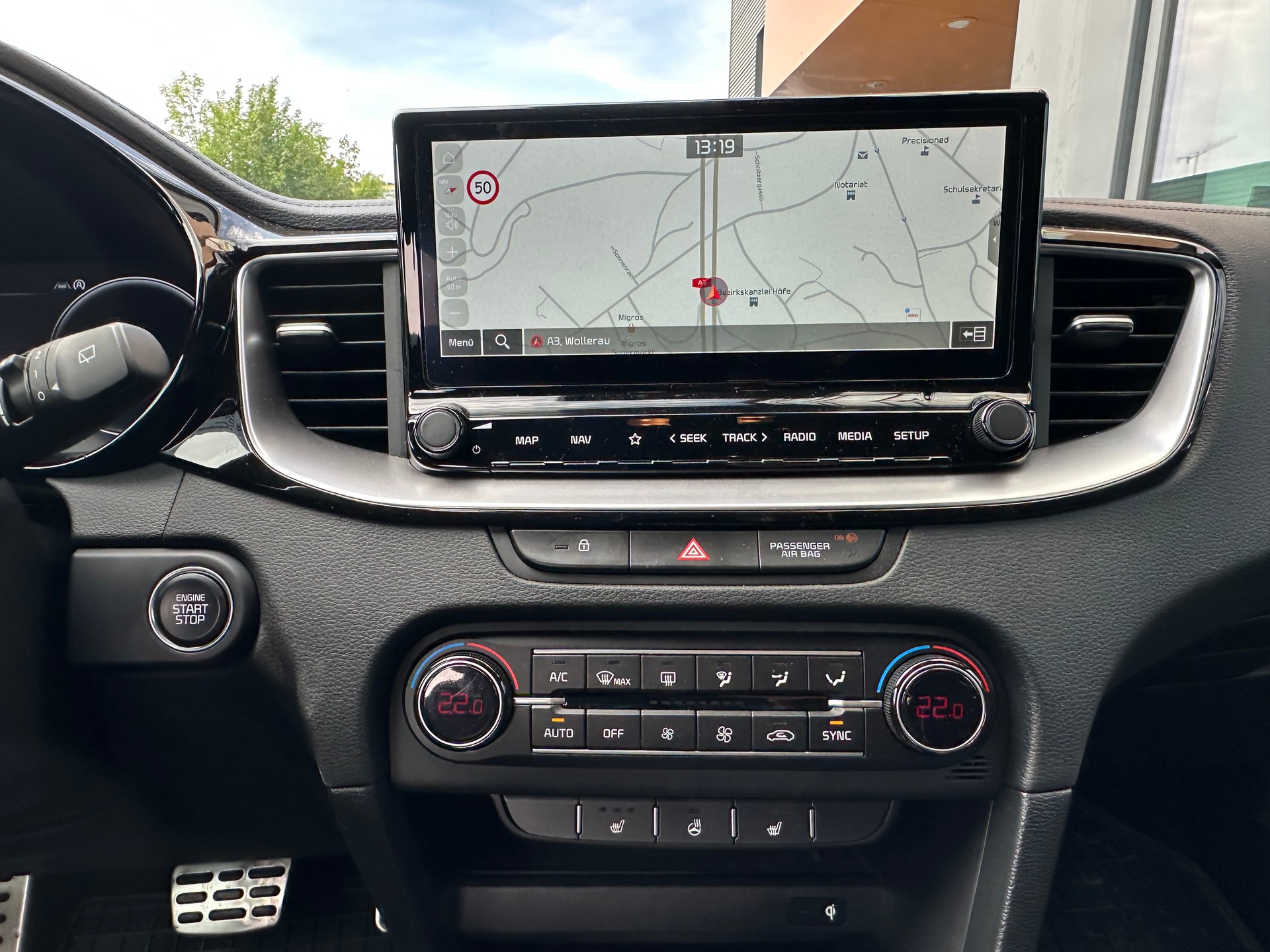 KIA ProCeed 1.5 T-GDi MHEV GT-Line DCT-image-10
