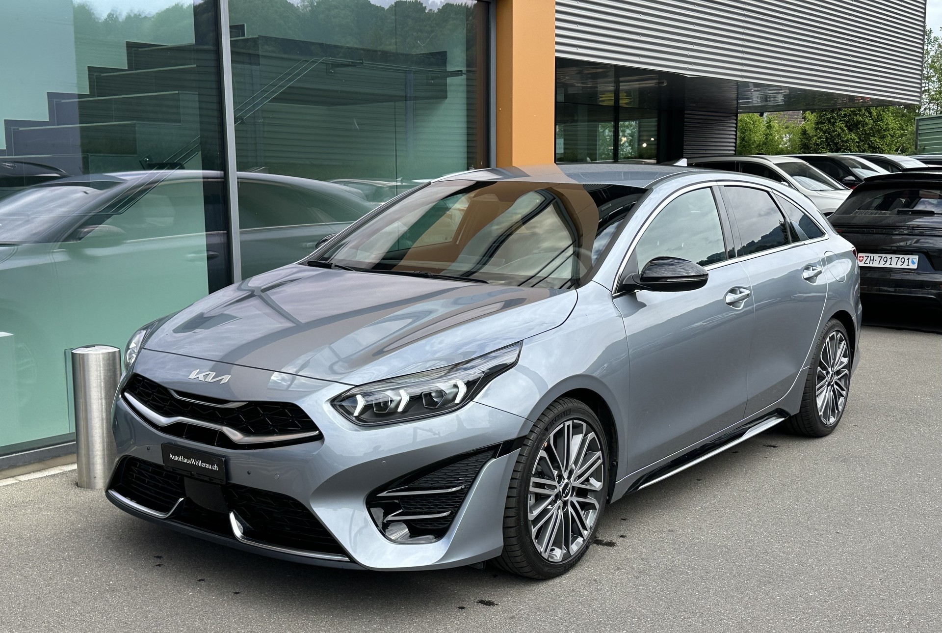 KIA ProCeed 1.5 T-GDi MHEV GT-Line DCT-image-0