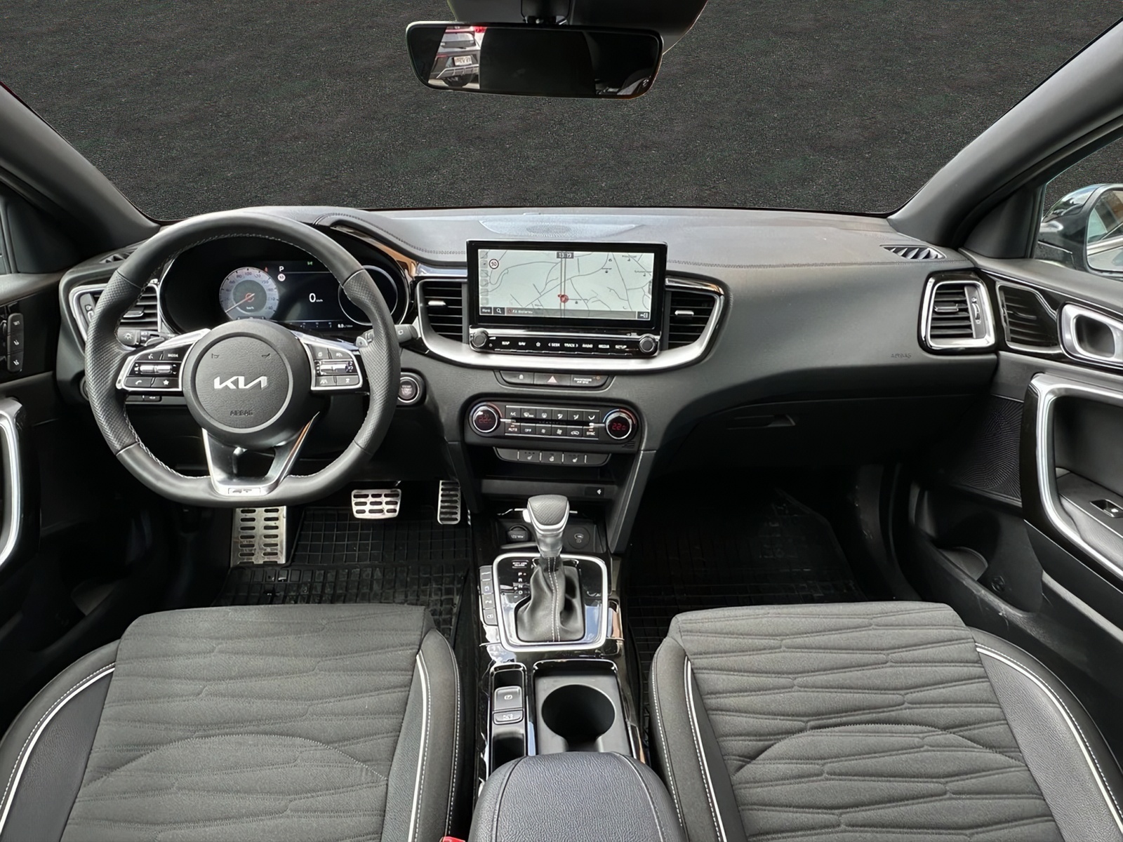 KIA ProCeed 1.5 T-GDi MHEV GT-Line DCT-image-9
