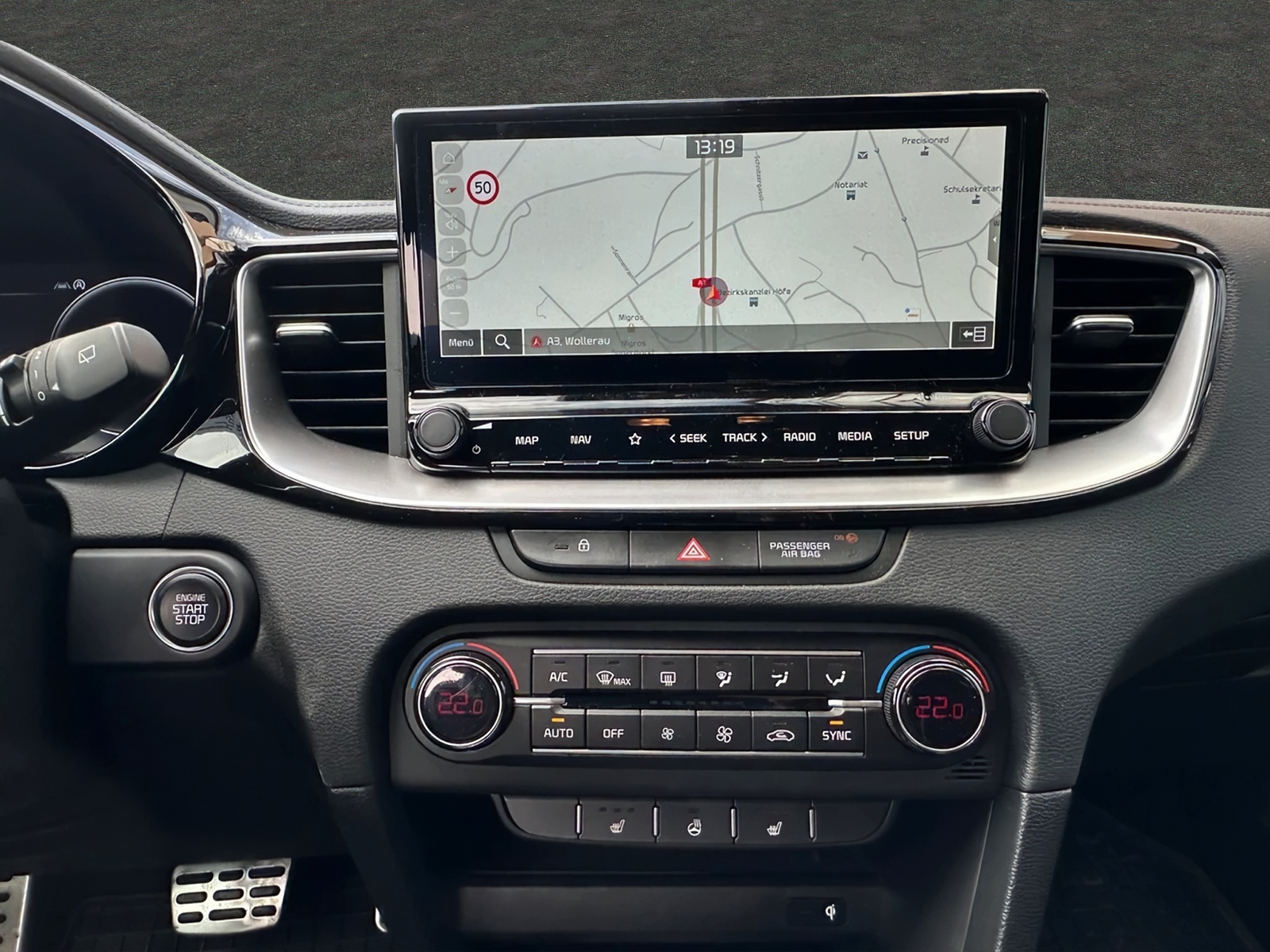 KIA ProCeed 1.5 T-GDi MHEV GT-Line DCT-image-10