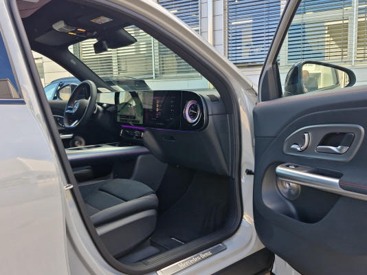 MERCEDES-BENZ GLB 350 85kWh EQ 4 Matic-image-10