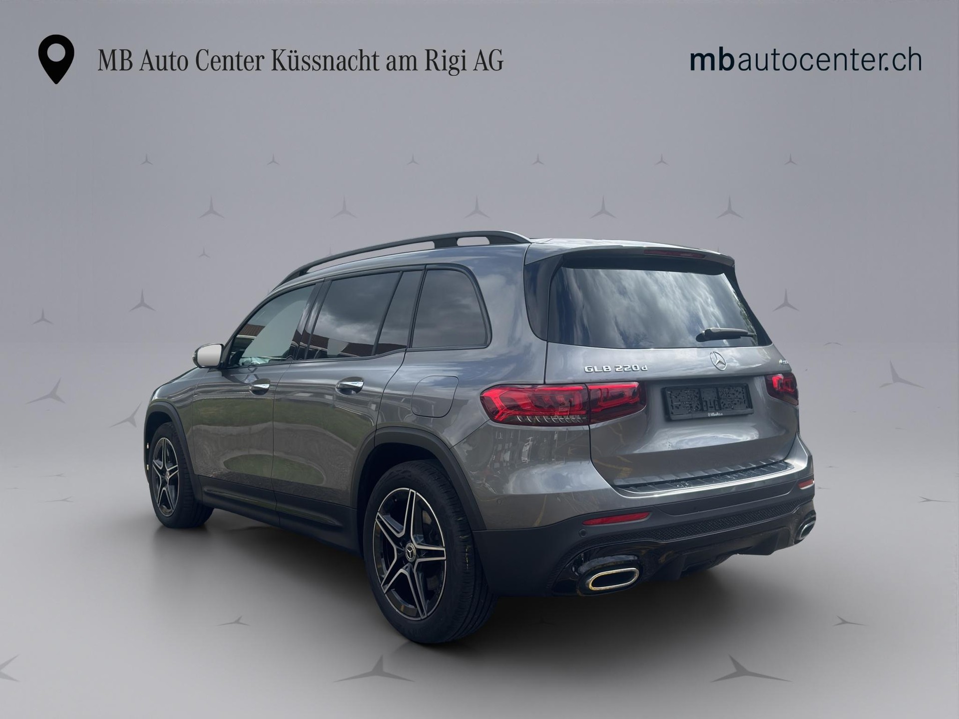 MERCEDES-BENZ GLB 220 d AMG Line 4matic-image-3