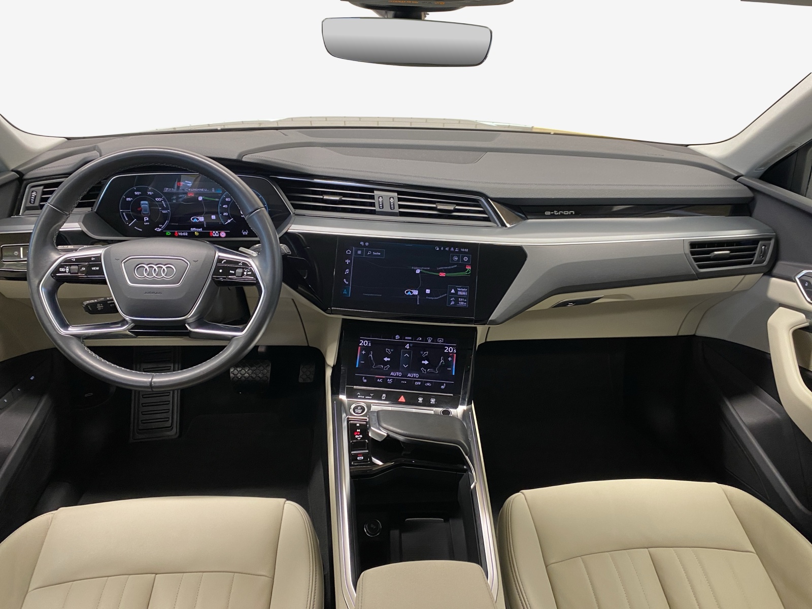 AUDI Q8 55 e-tron advanced quattro-image-9