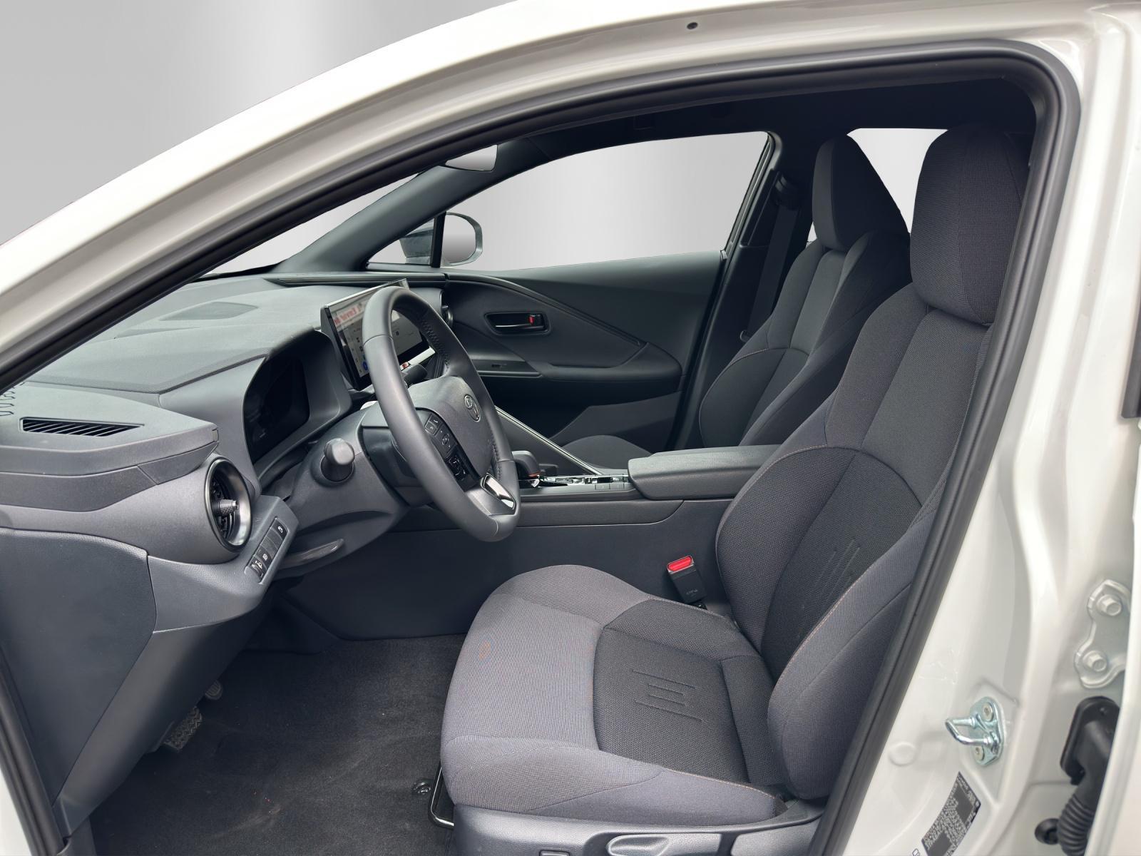 TOYOTA C-HR 2.0 PHEV Swiss Edition-image-10