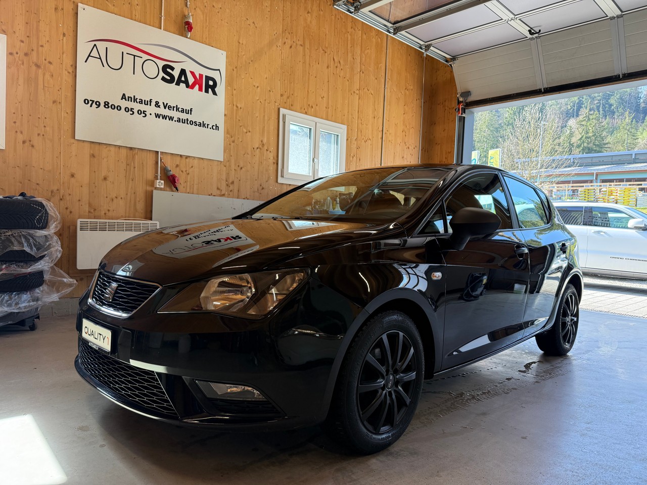 SEAT Ibiza ST 1.2 TSI Reference-image-0