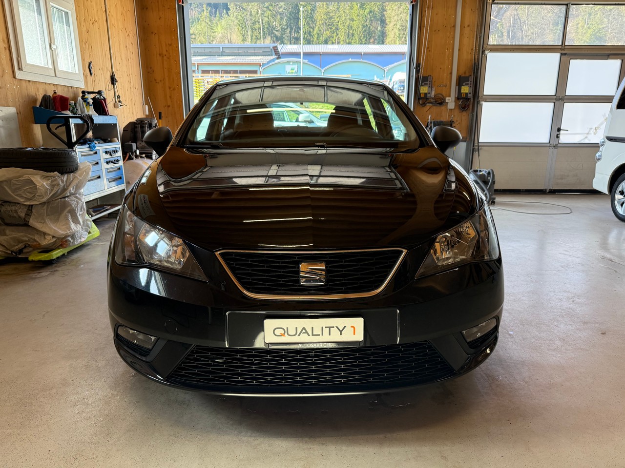 SEAT Ibiza ST 1.2 TSI Reference-image-1
