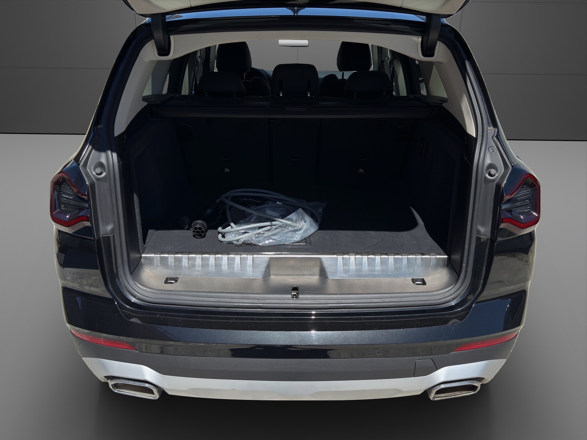 BMW X3 xDrive 30e-image-3