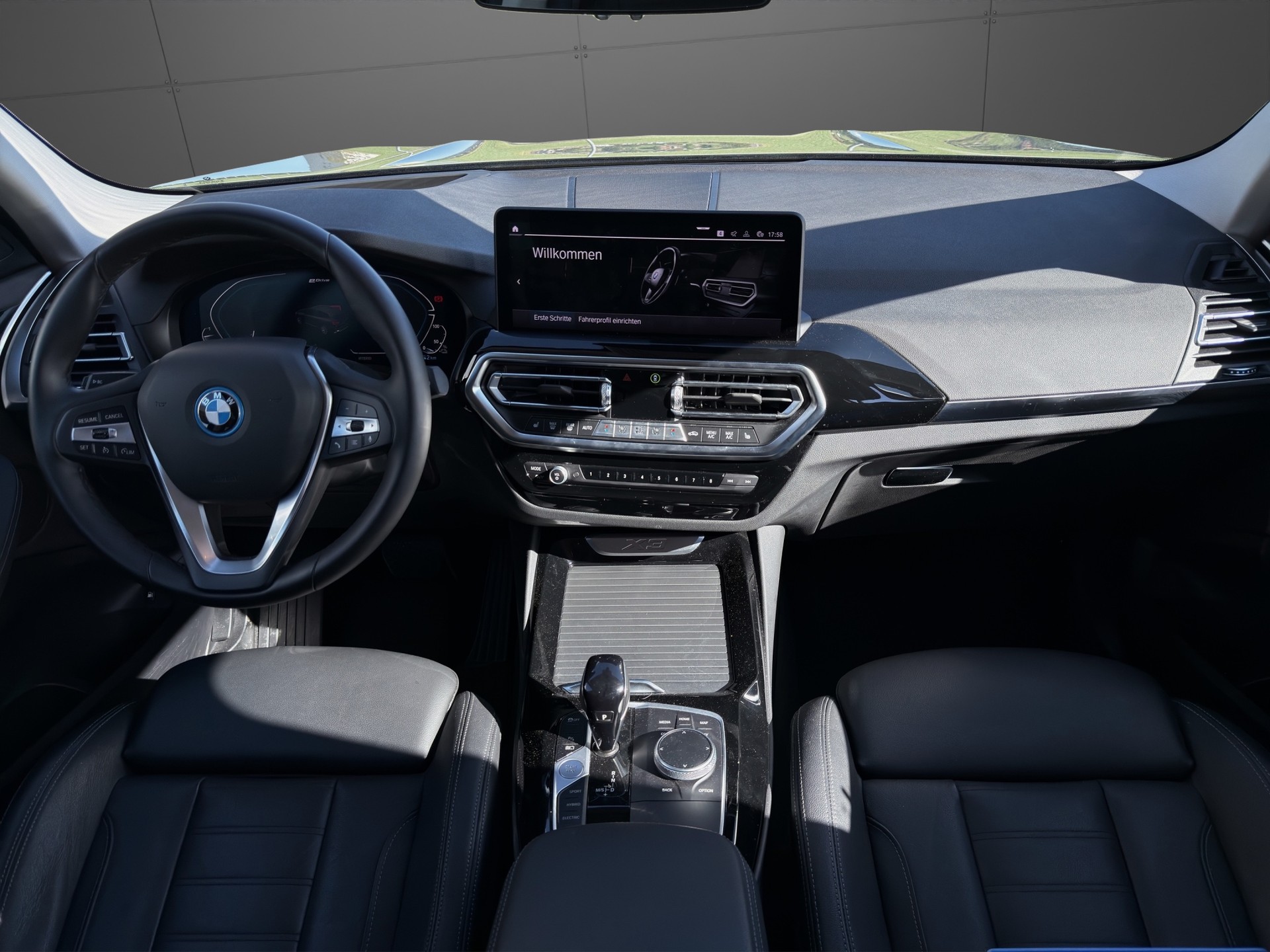BMW X3 xDrive 30e-image-11