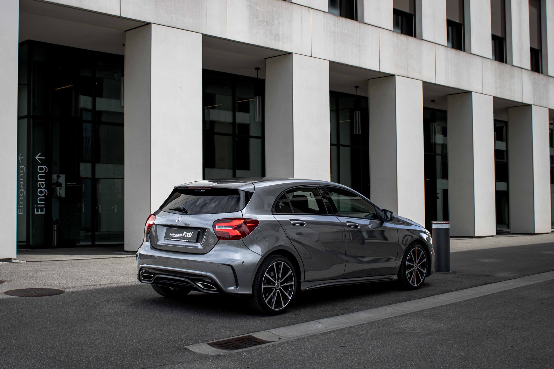 MERCEDES-BENZ A 180 AMG Line 7G-DCT-image-6