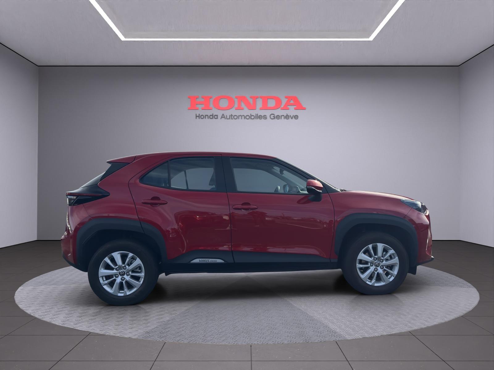 TOYOTA Yaris Cross 1.5 VVT-i HSD Trend