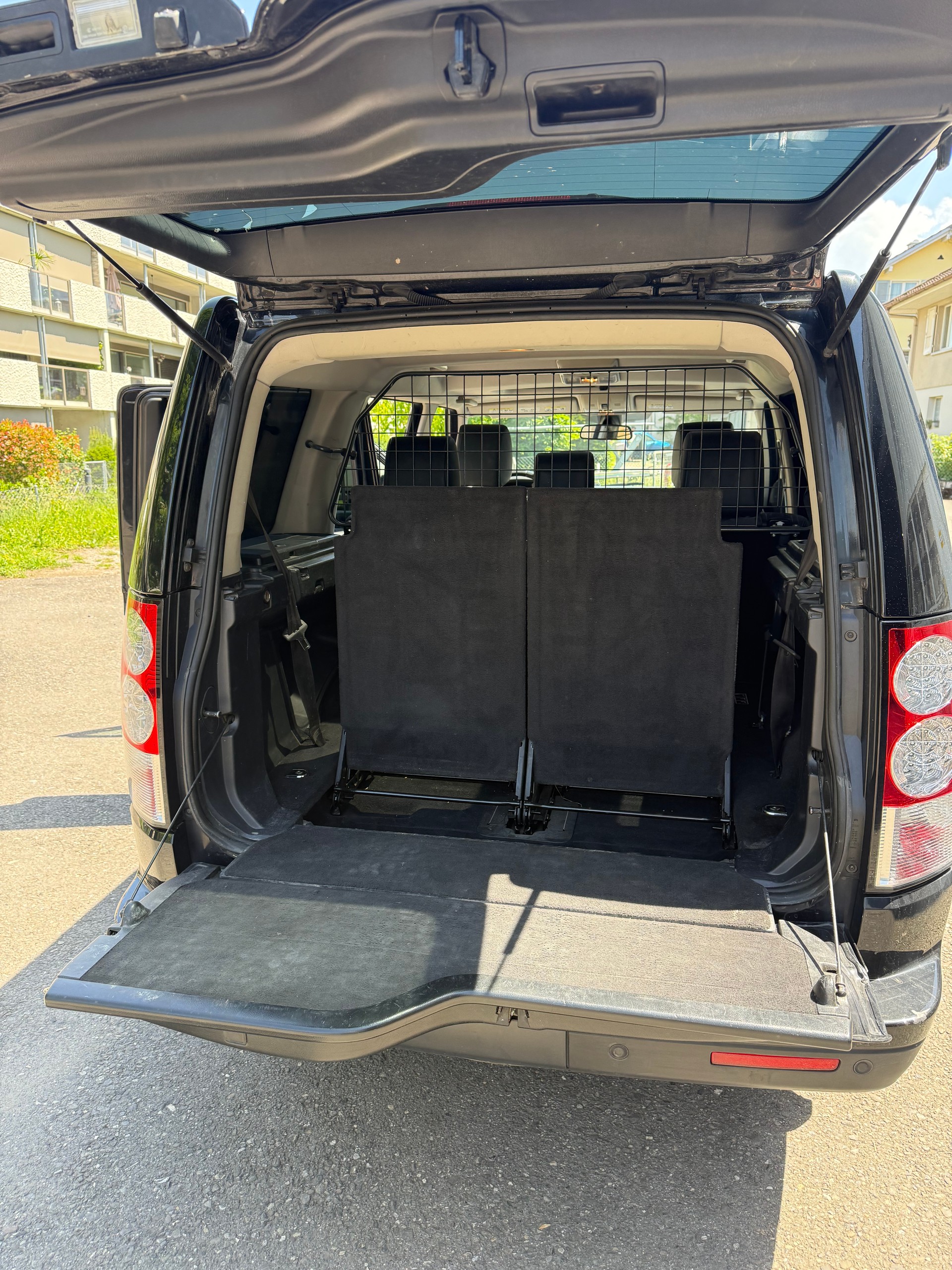 LAND ROVER 3.0 SDHV6 HSE-image-5
