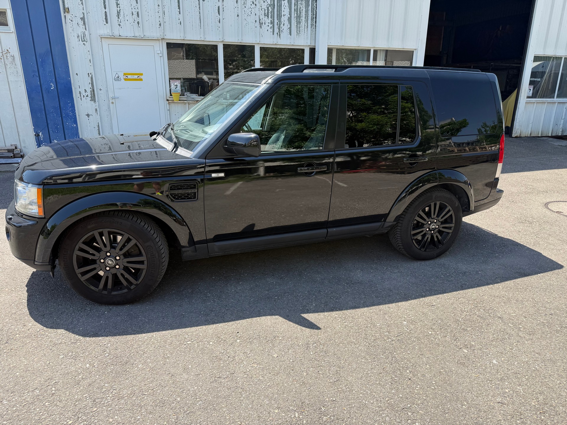 LAND ROVER 3.0 SDHV6 HSE-image-1