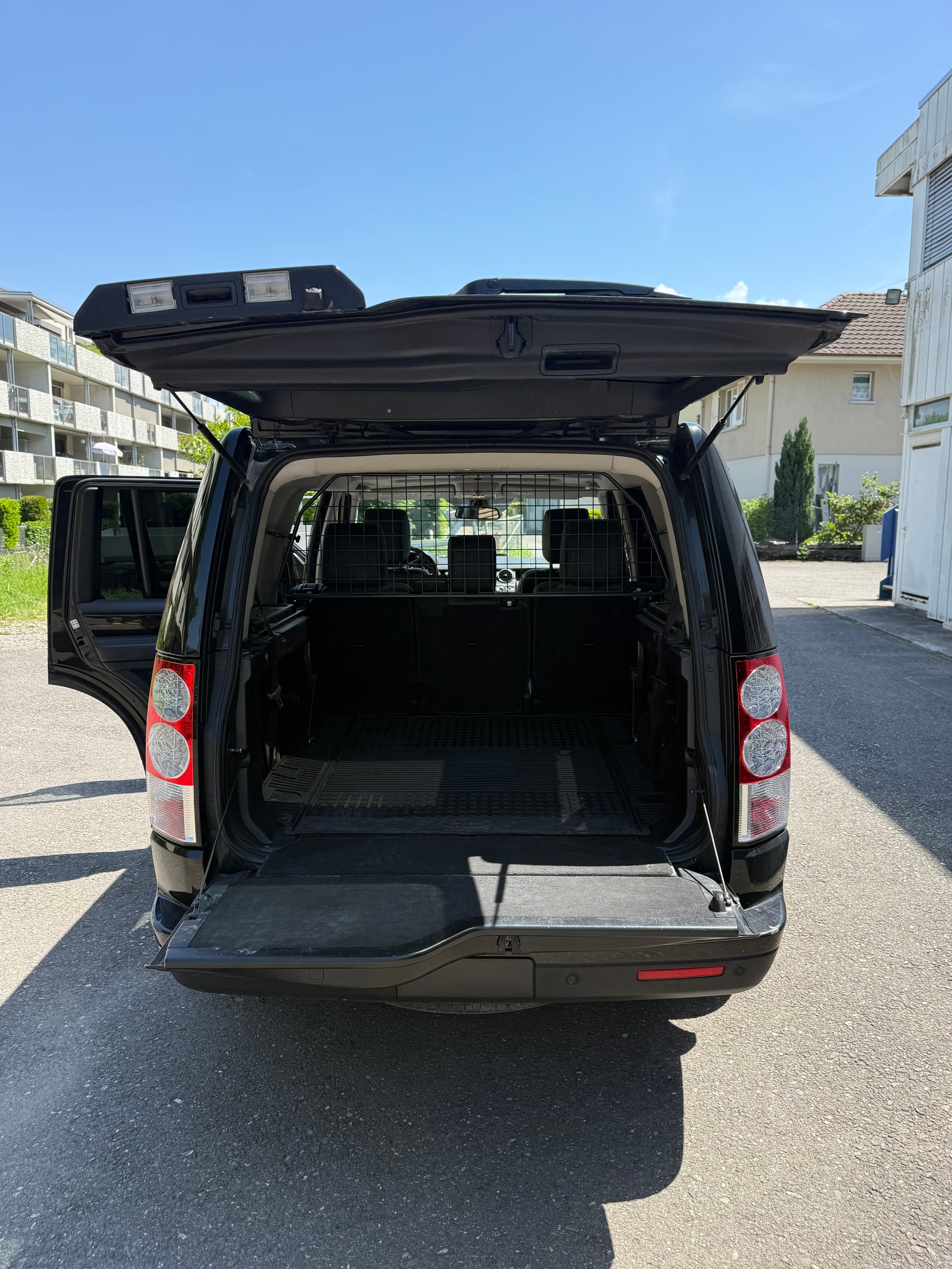 LAND ROVER 3.0 SDHV6 HSE-image-6
