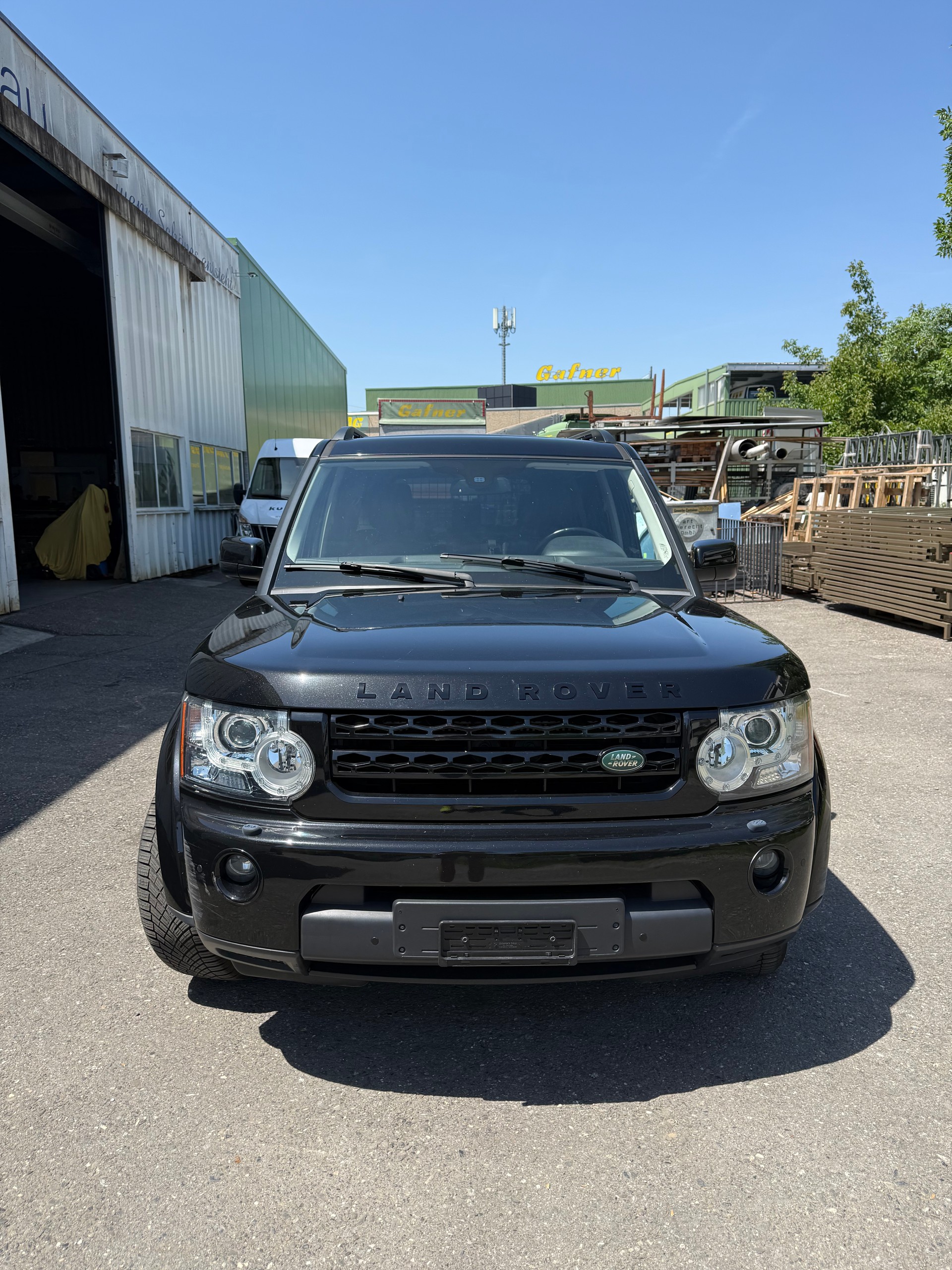 LAND ROVER 3.0 SDHV6 HSE-image-0