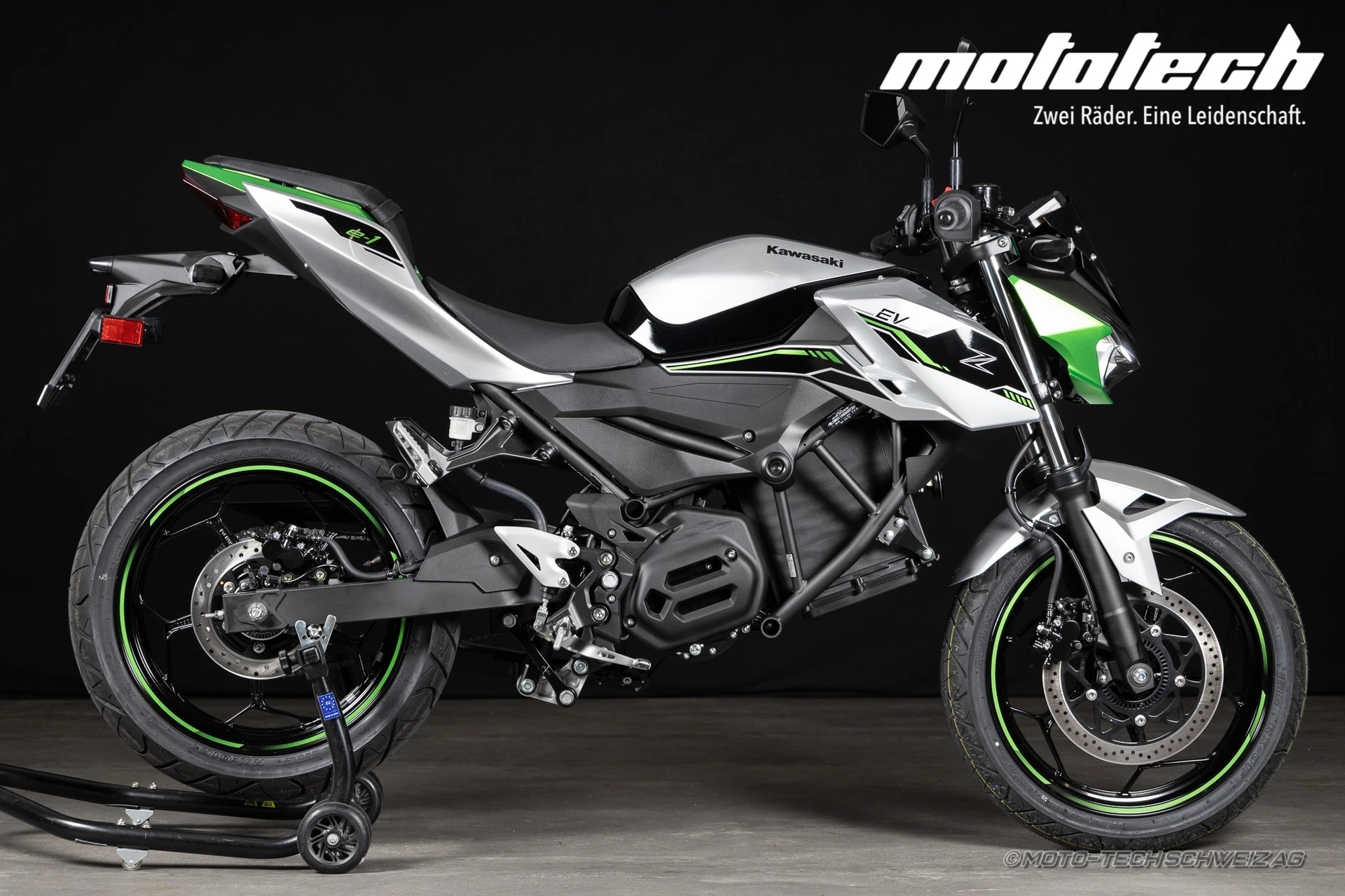 KAWASAKI Z E-1-showroom-element-1