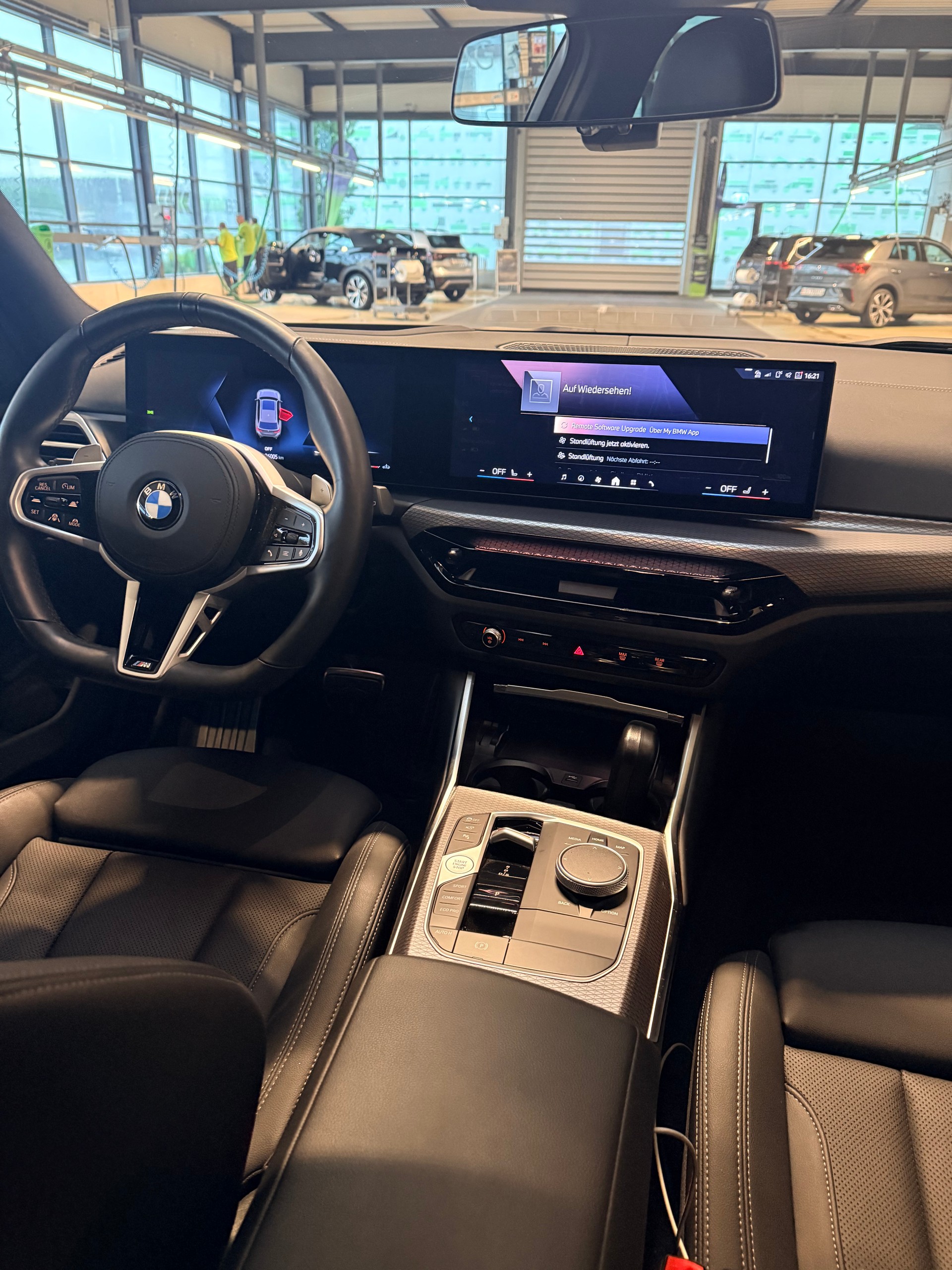 BMW 330d xDrive-image-3