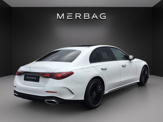MERCEDES-BENZ E 220 d 4Matic-image-3