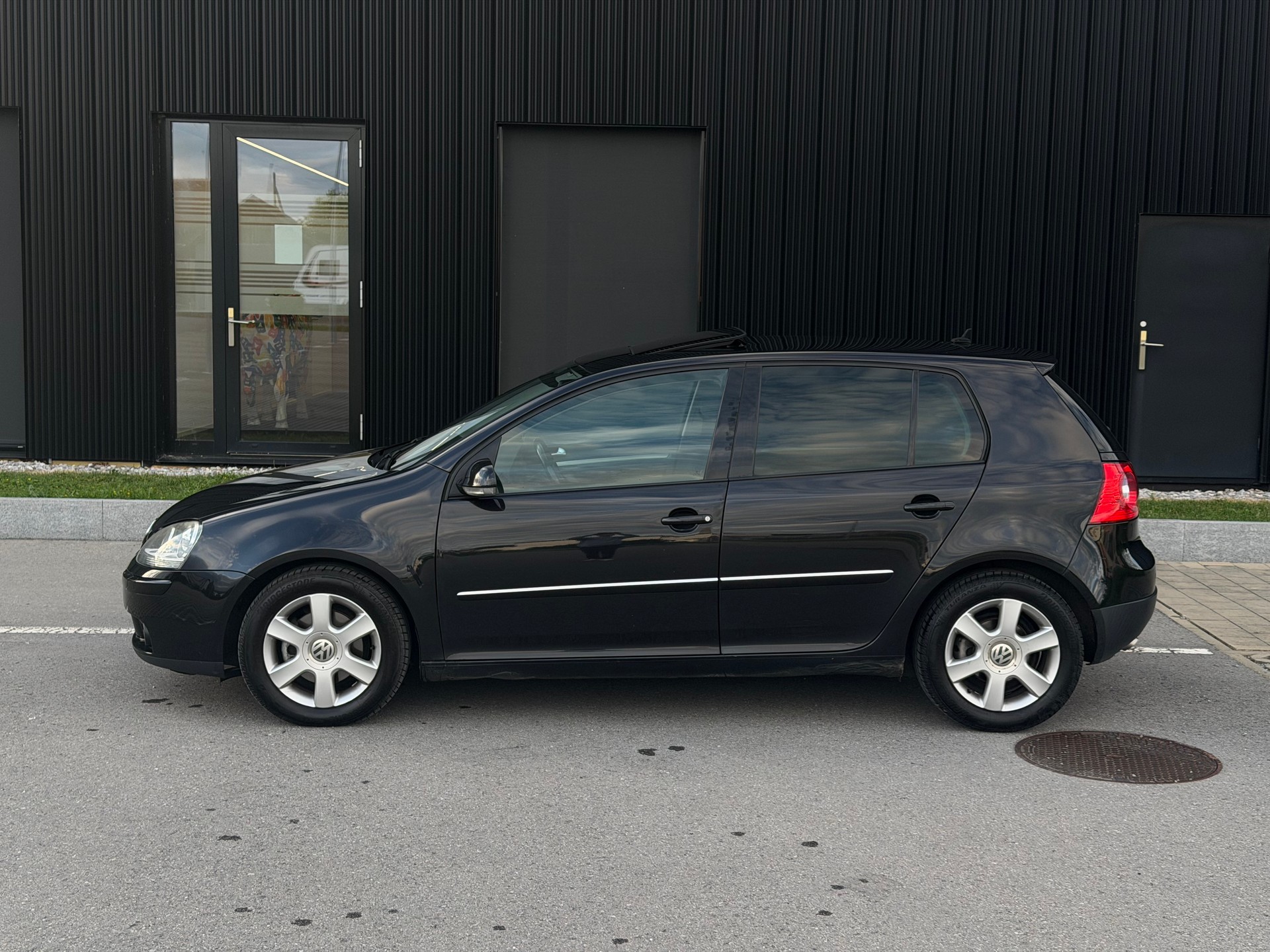 VW Golf 2.0 TDI Comfortline 4Motion-image-3
