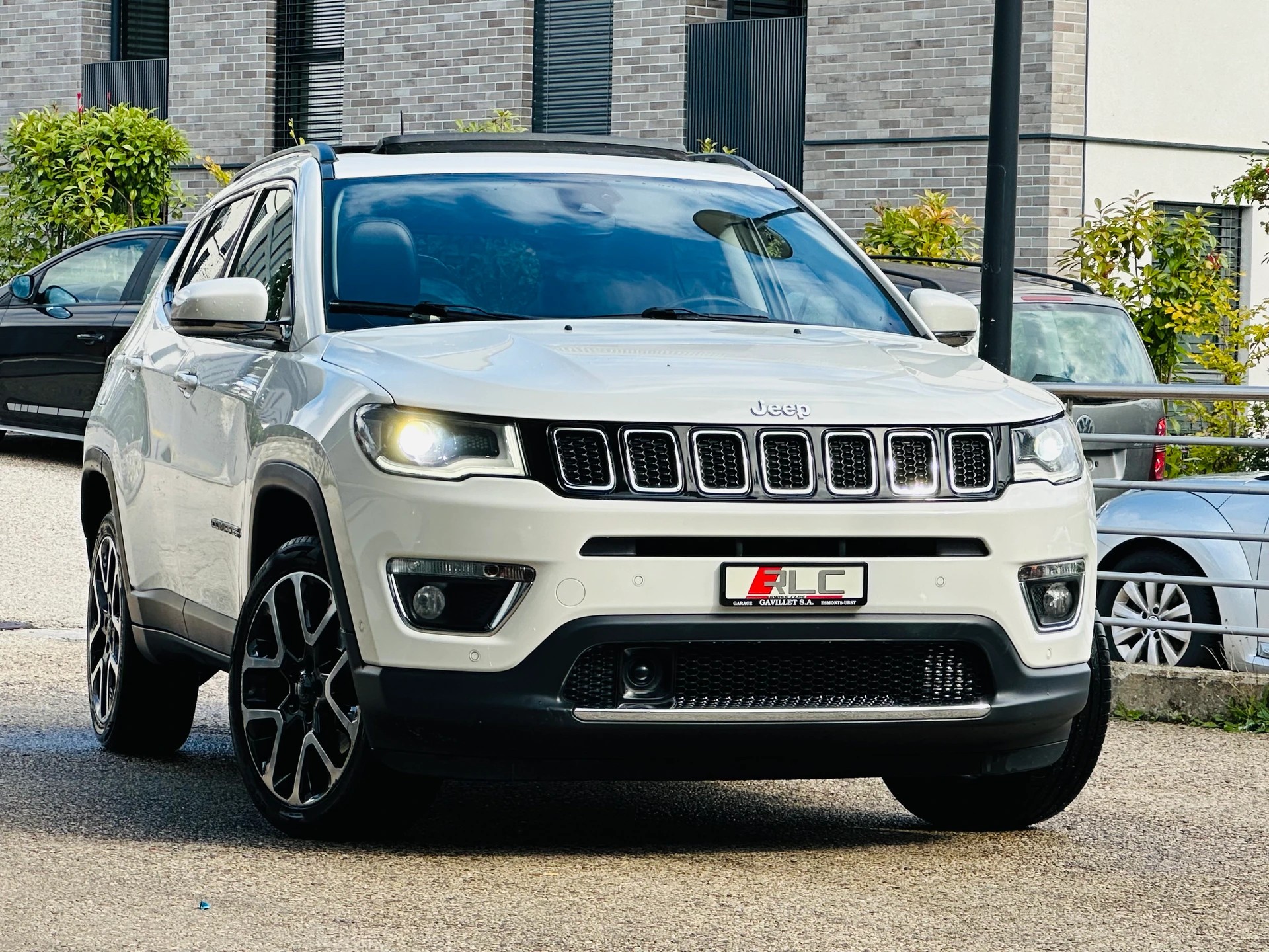 JEEP Compass 1.4 Turbo Limited AWD 9ATX-image-0