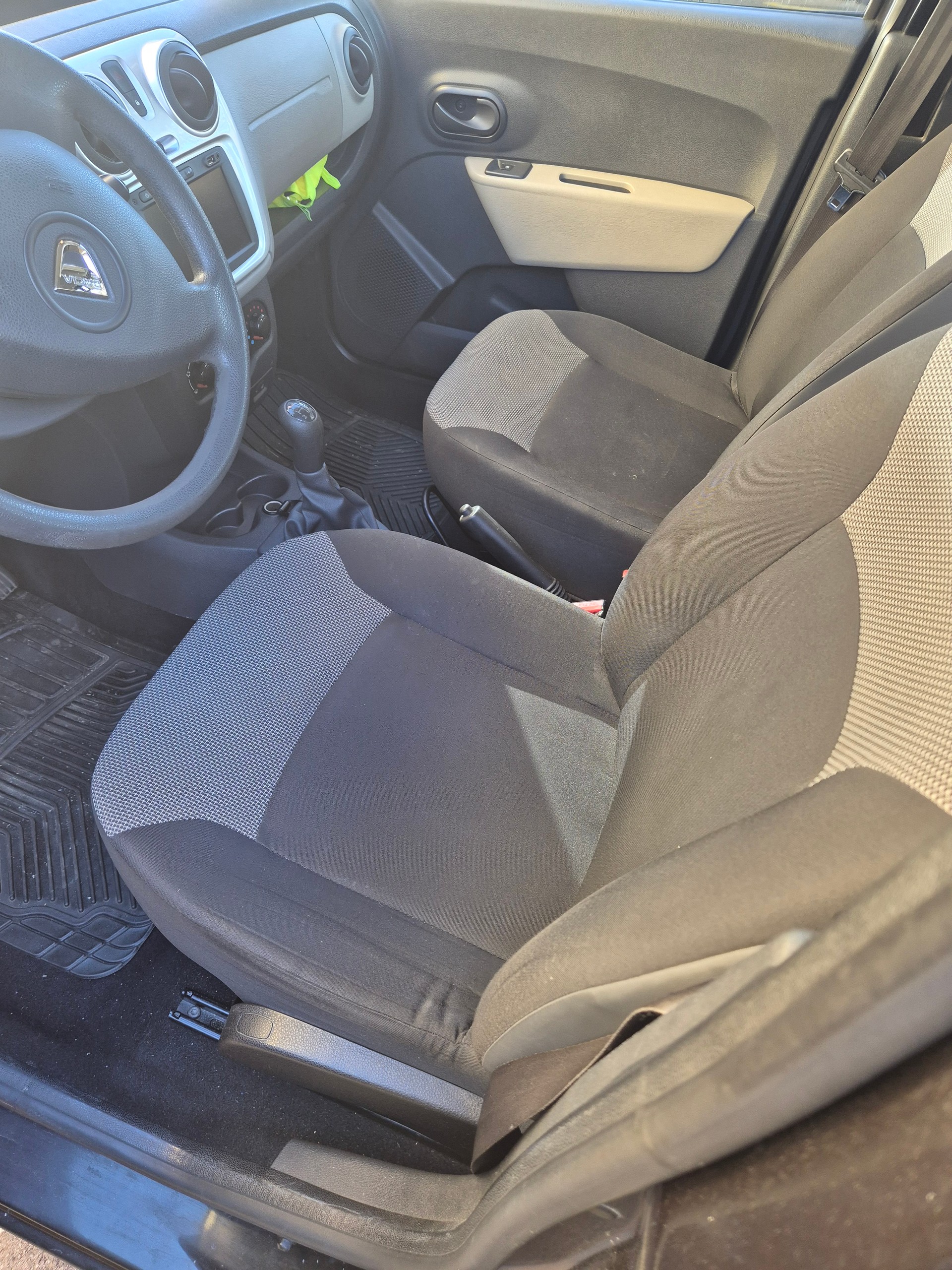 DACIA Dokker 1.2 T Ambiance-image-0