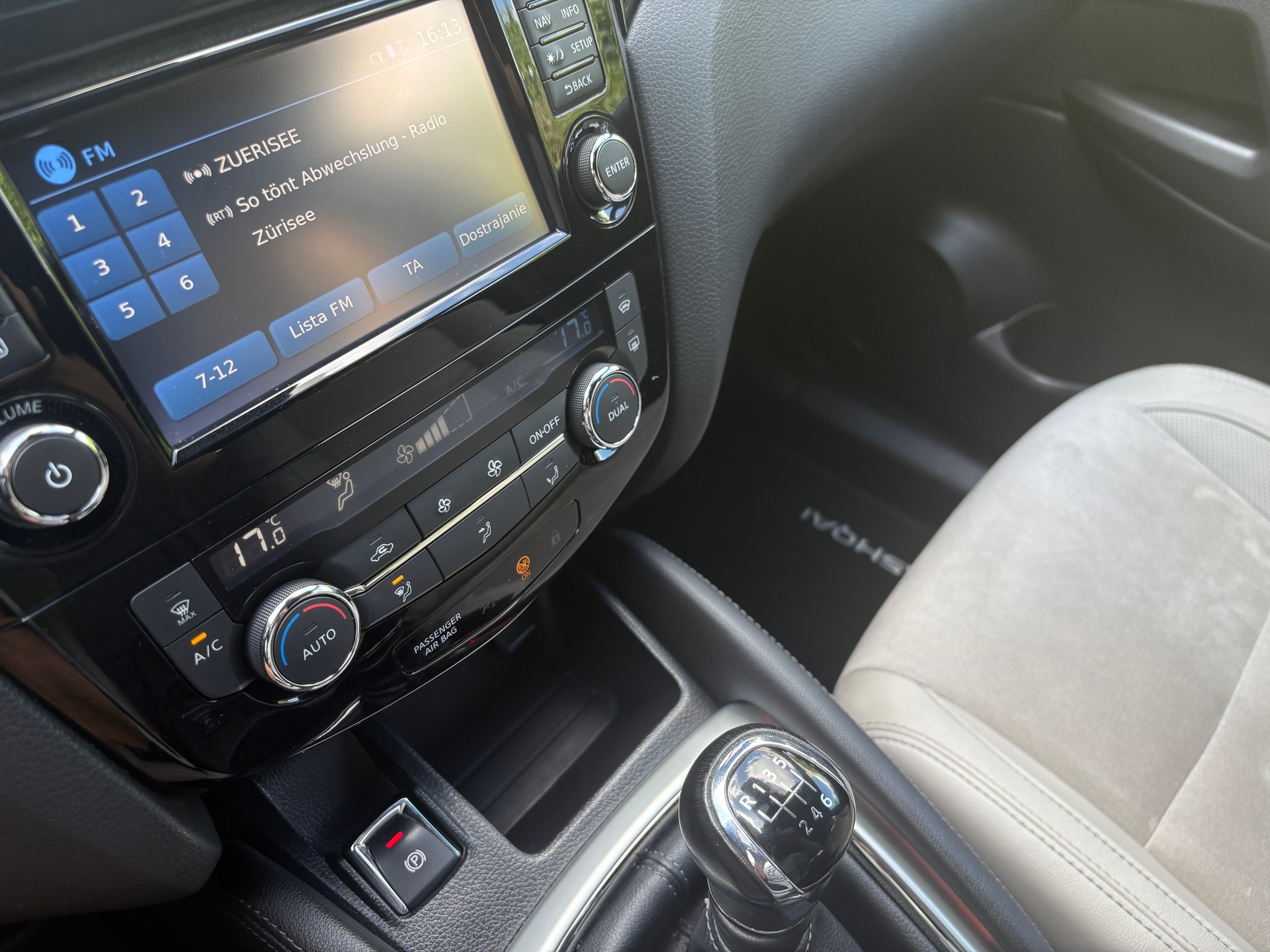 NISSAN 1.6 DIG-T 163 Swiss Edition-image-4
