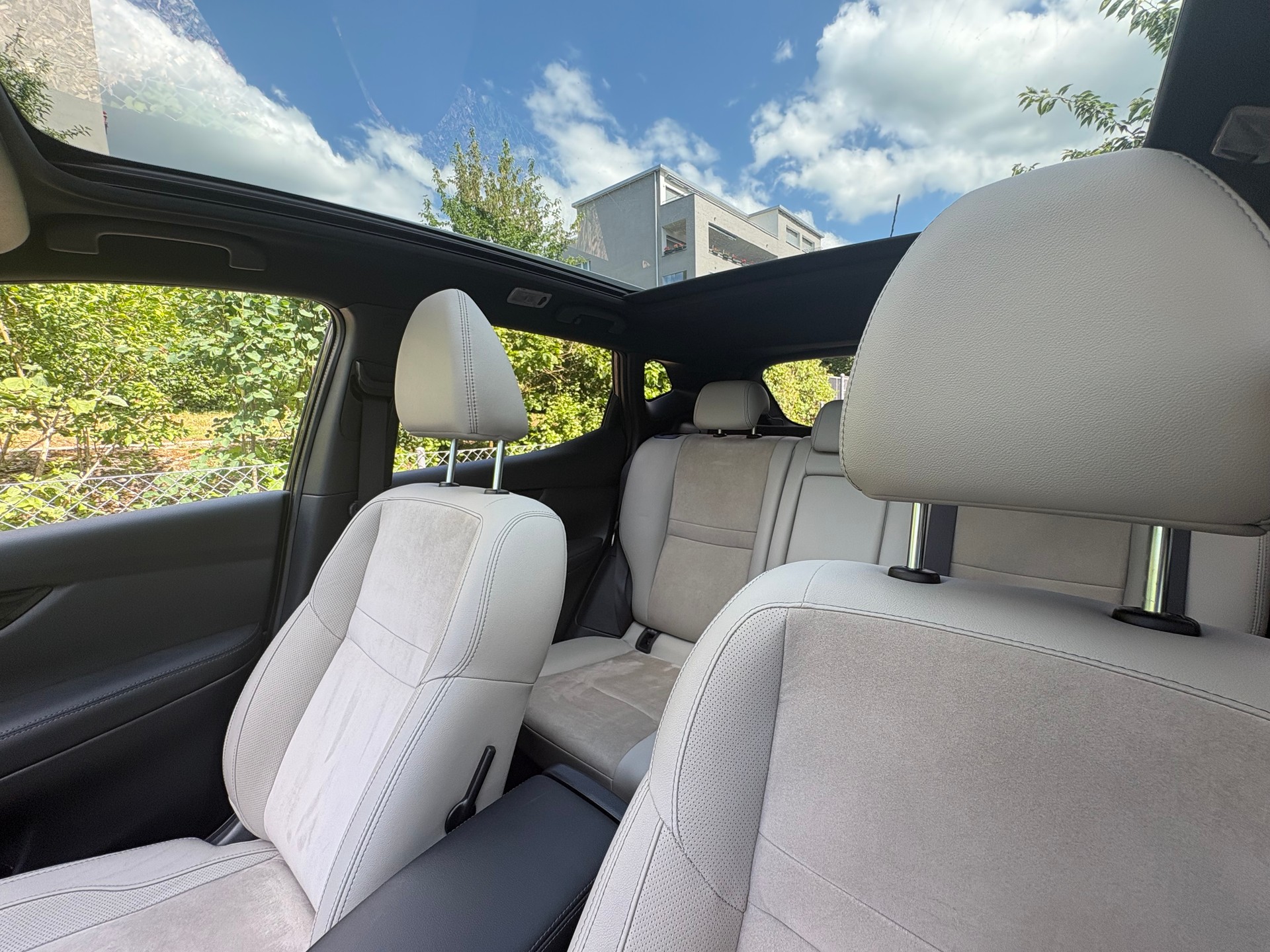 NISSAN 1.6 DIG-T 163 Swiss Edition-image-3