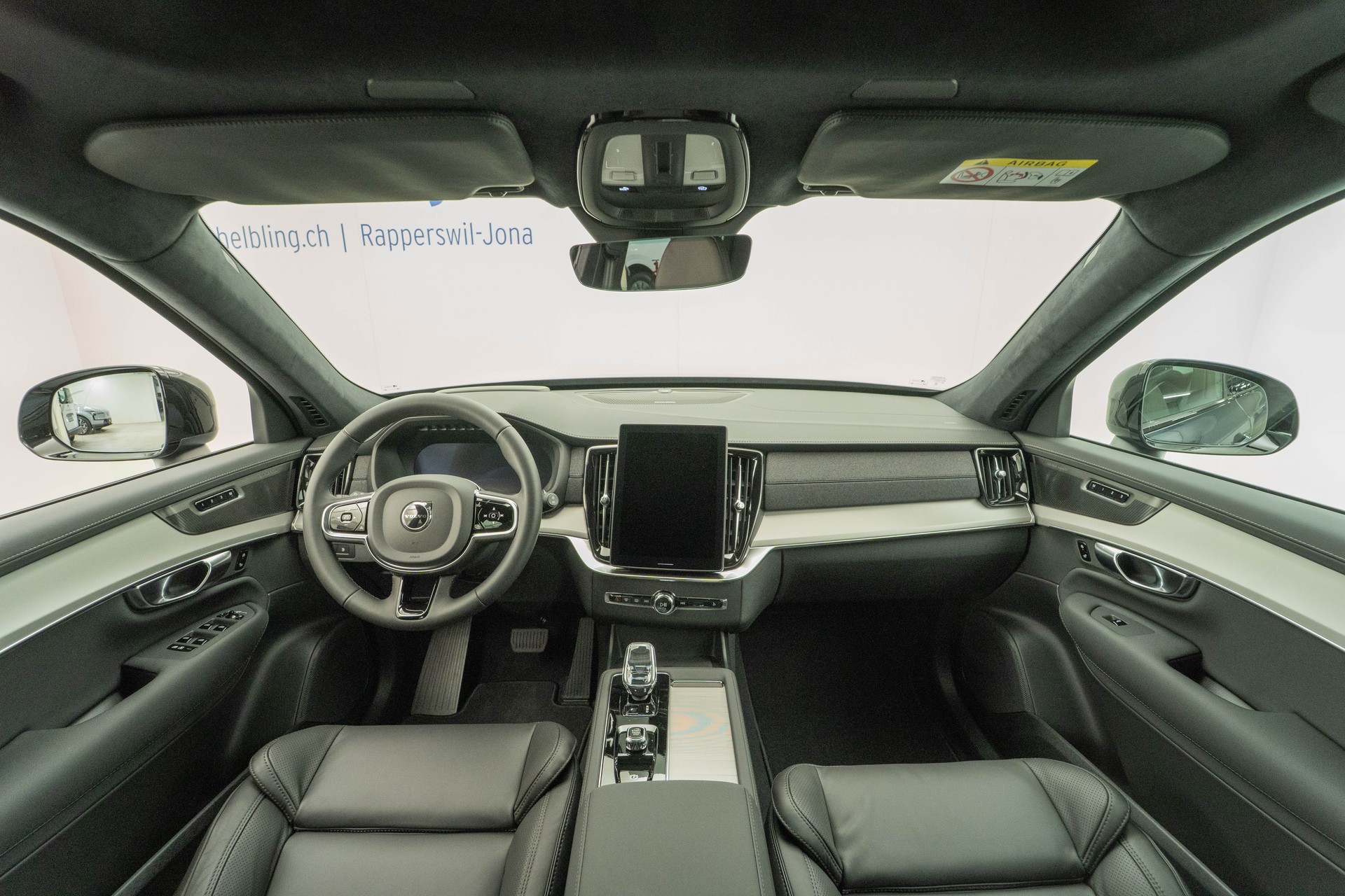 VOLVO XC90 2.0 T8 TE Black Edition eAWD-image-5