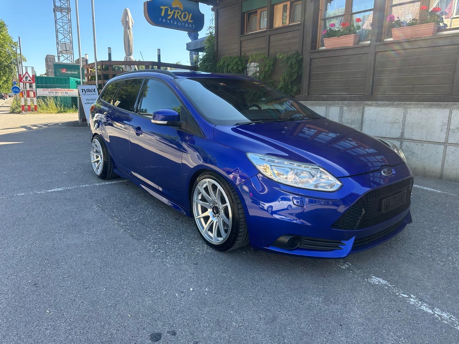 FORD Focus 2.0 SCTi ST-3-image-0