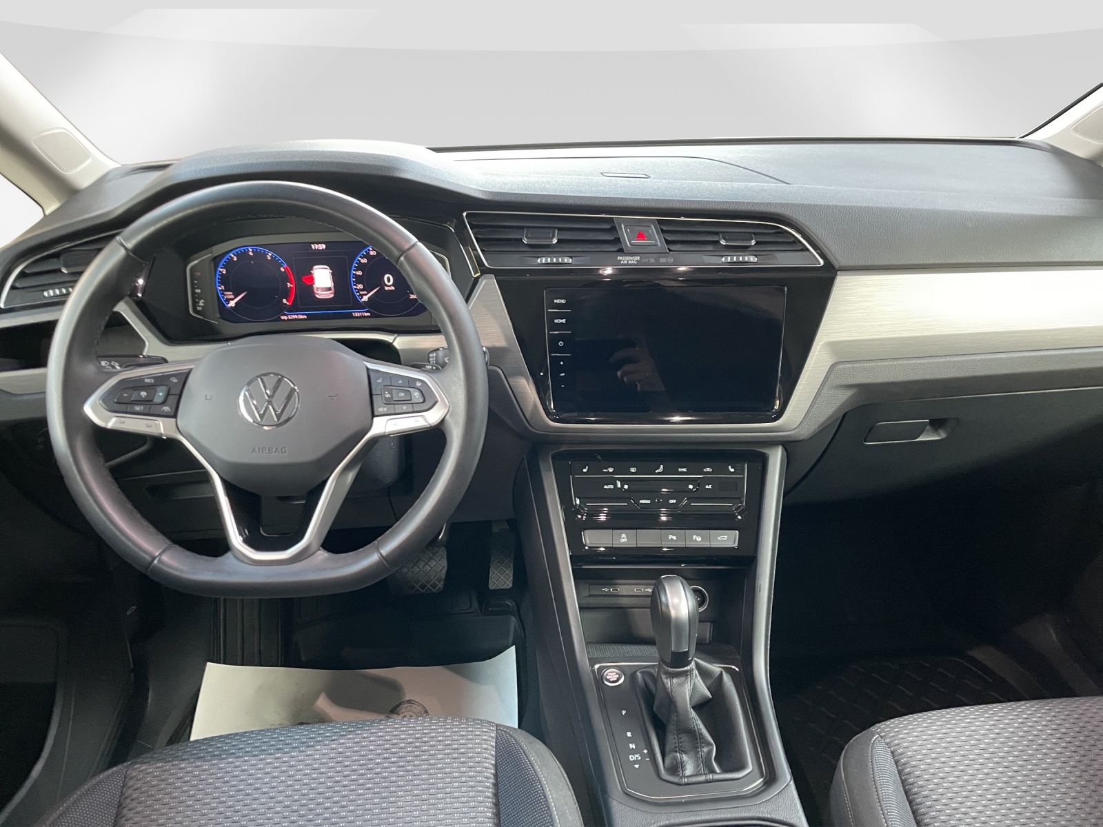 VW Touran 1.5 TSI Comfortline DSG 7Pl. AHK-image-7